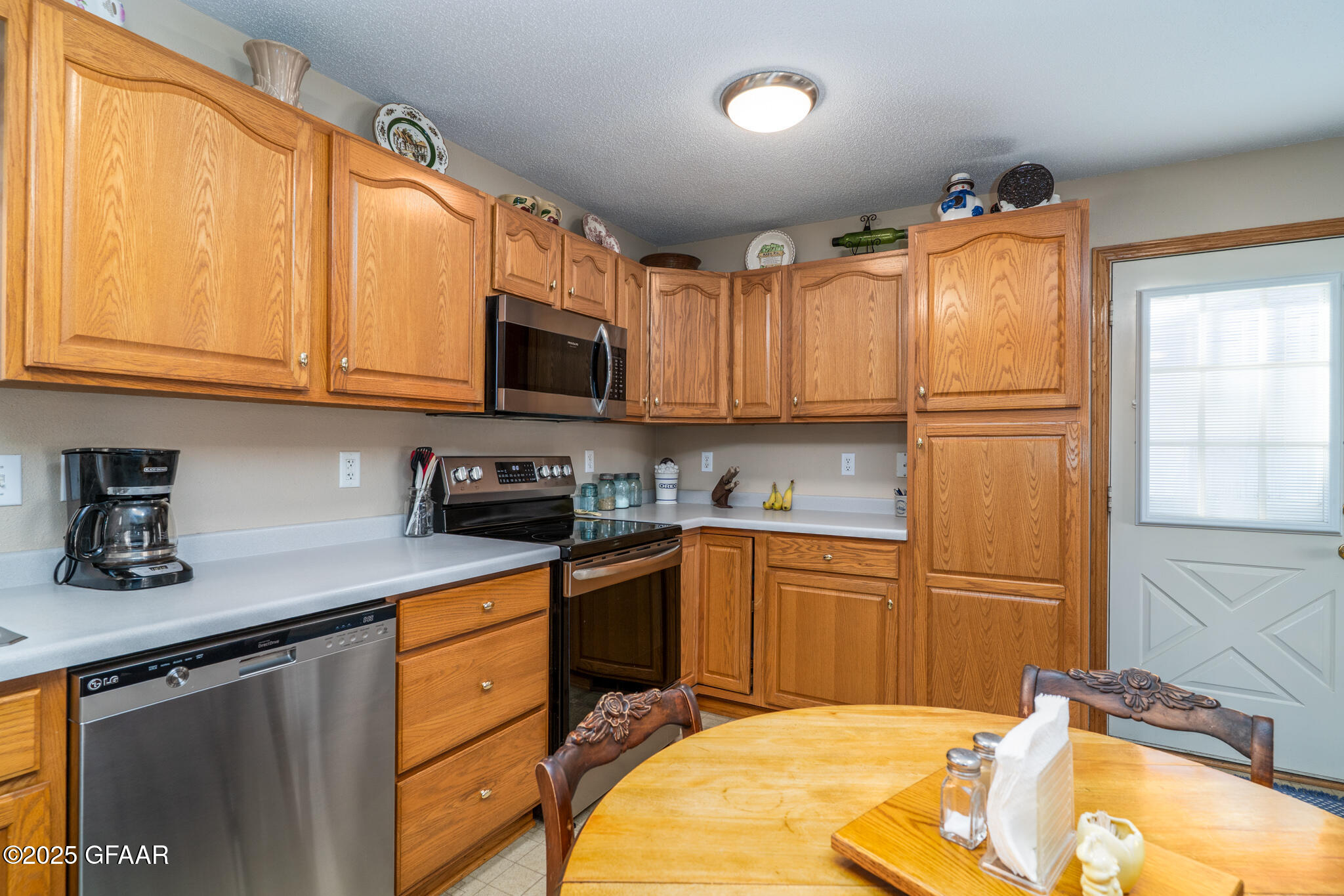property viewer photo 6