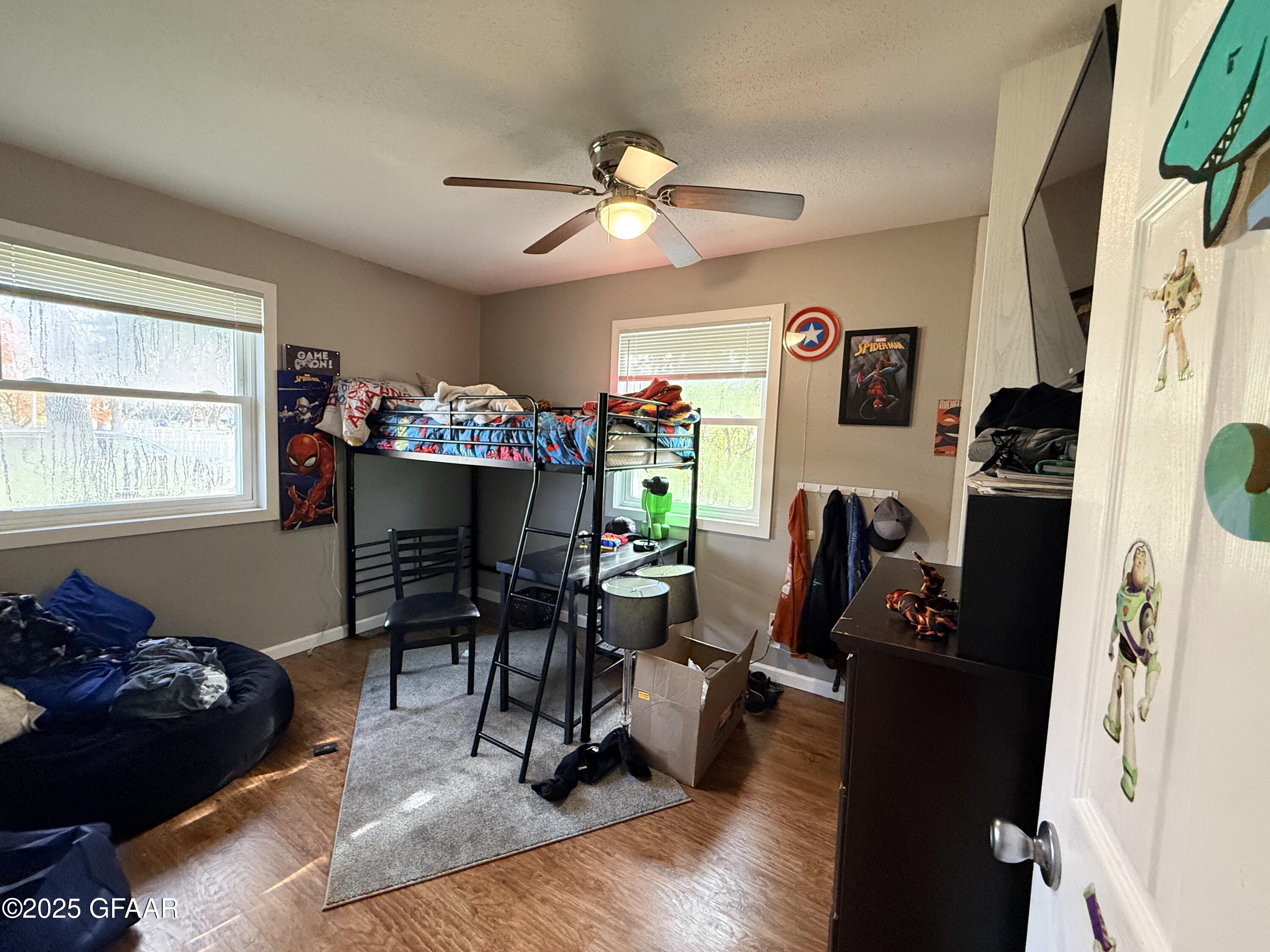 property viewer photo 10