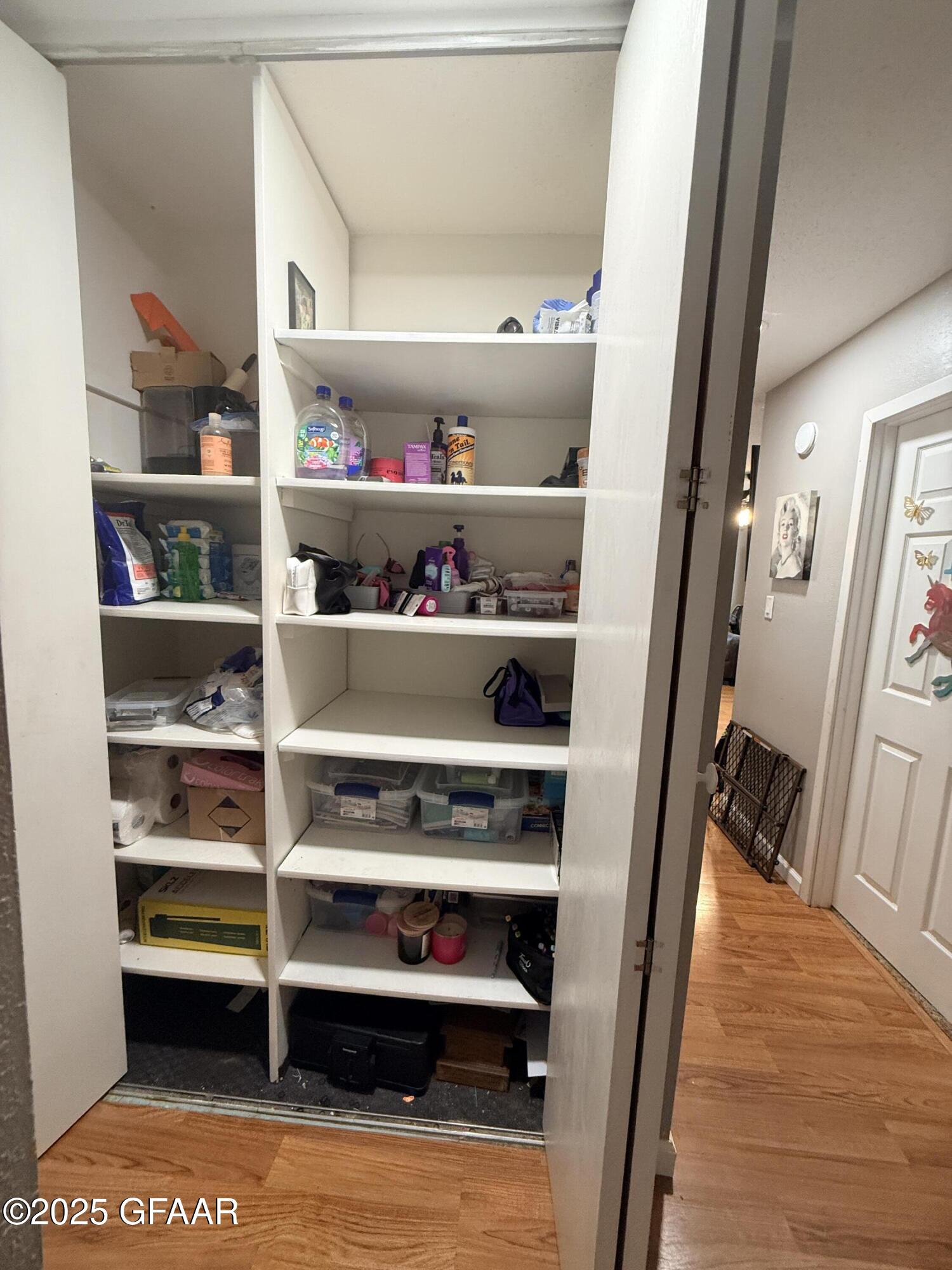 property viewer photo 12