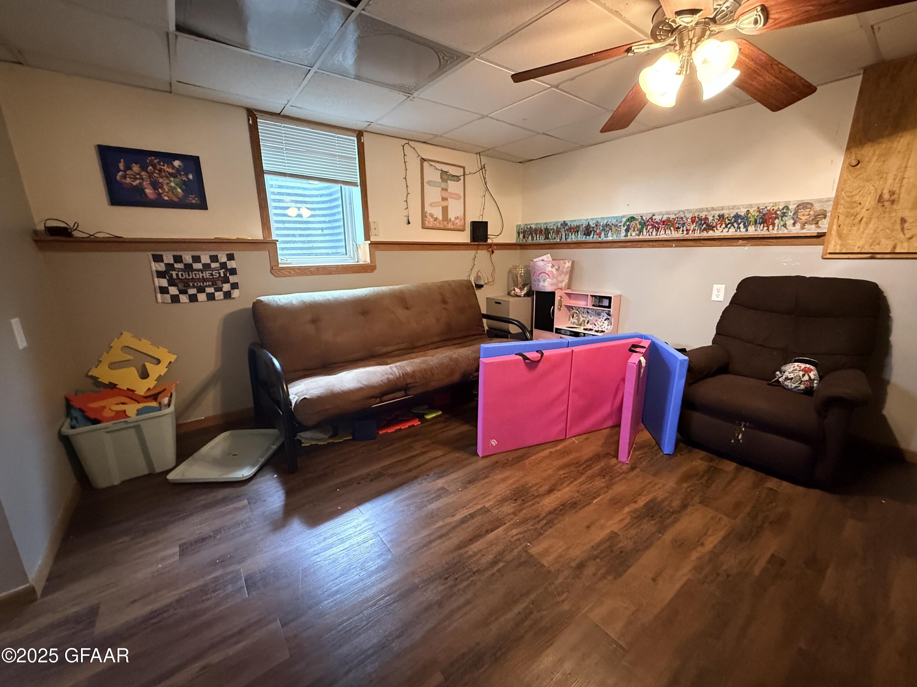 property viewer photo 16