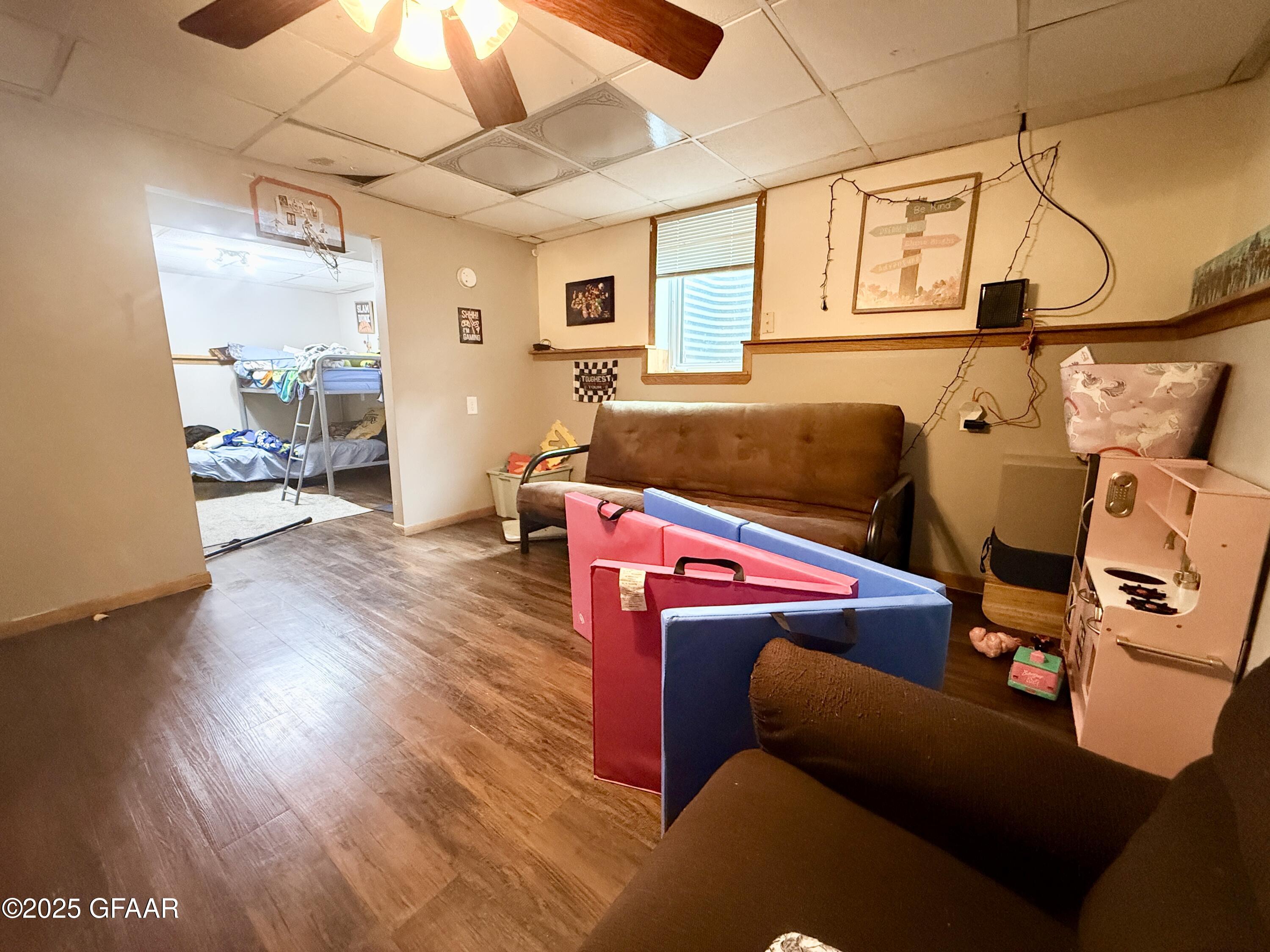 property viewer photo 17
