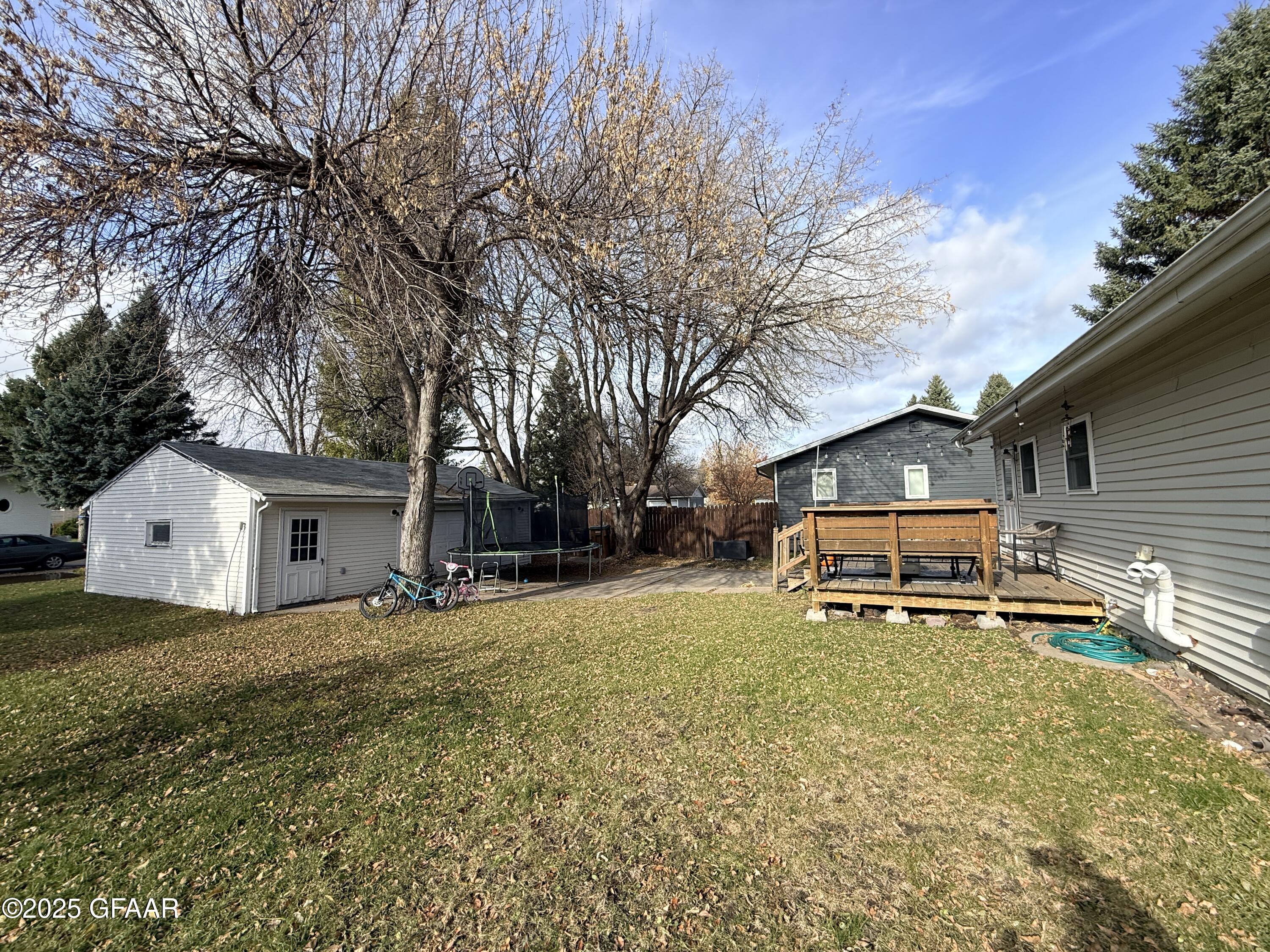 property viewer photo 20