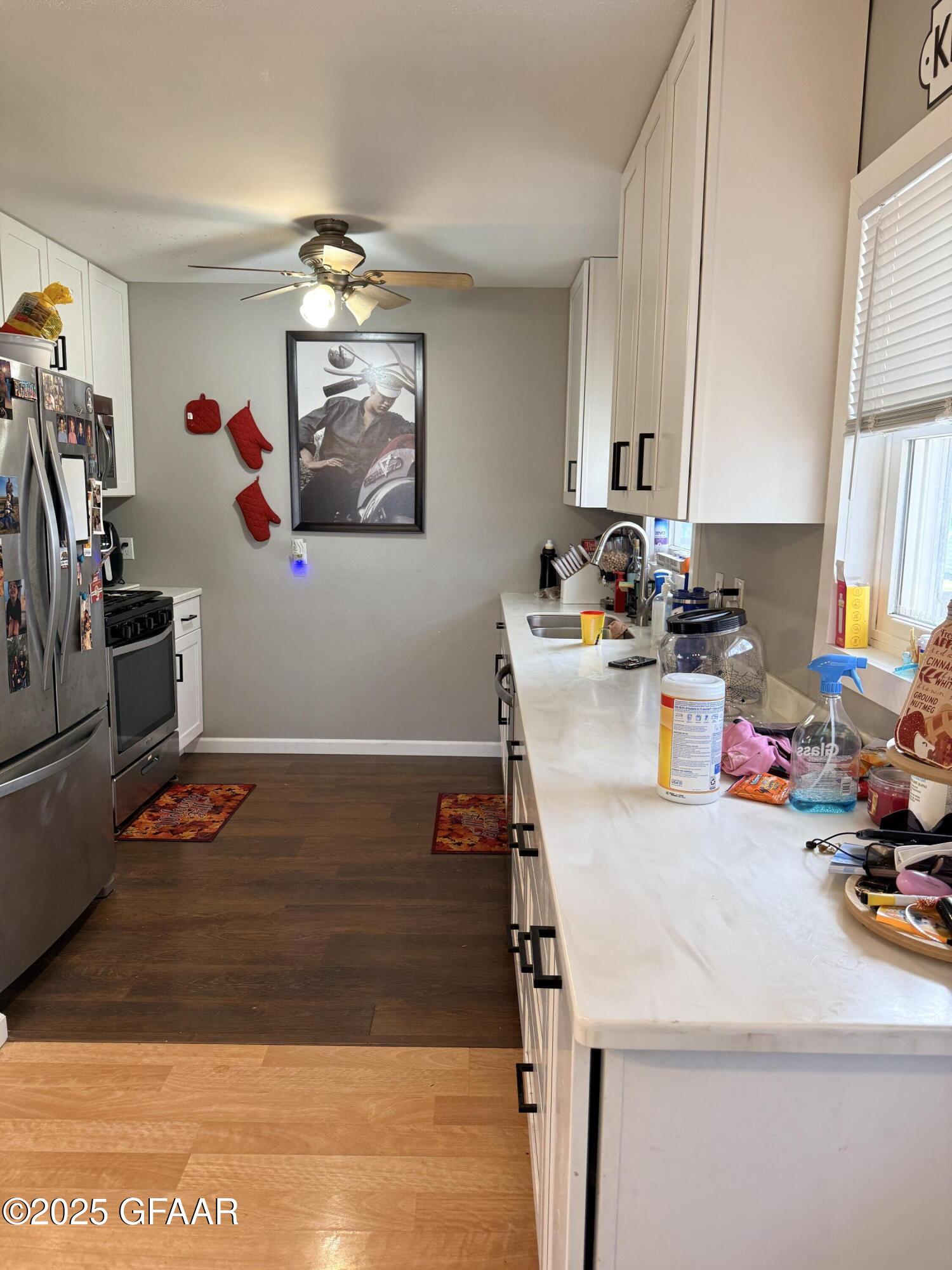 property viewer photo 4