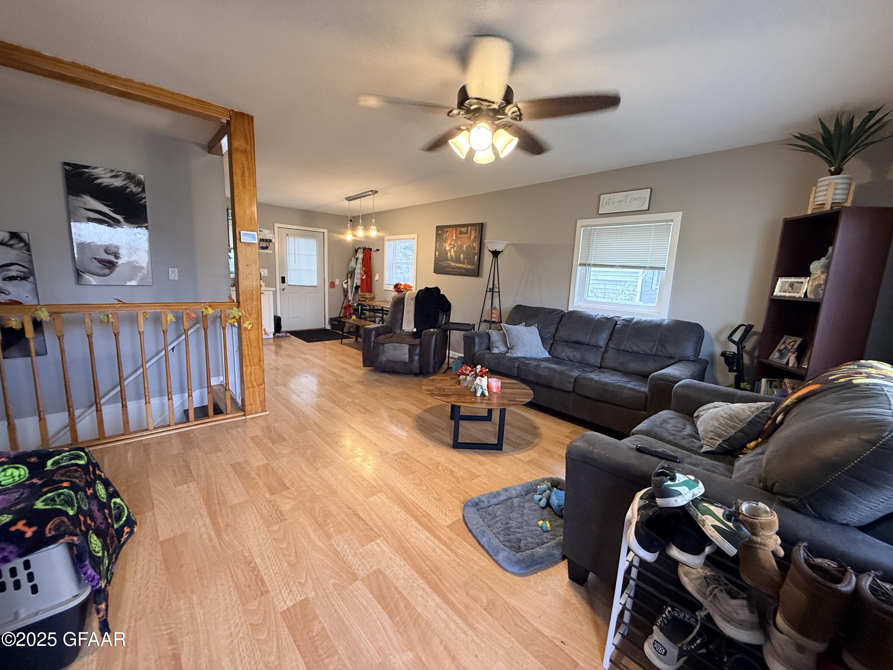 property viewer photo 8