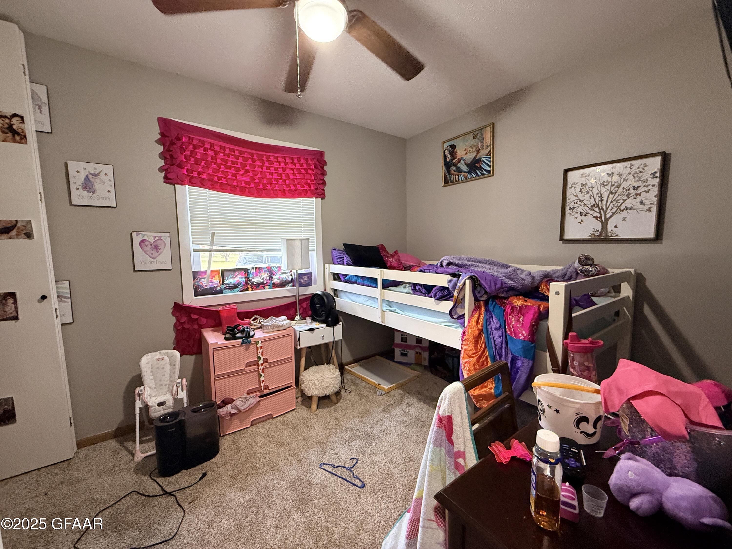 property viewer photo 9