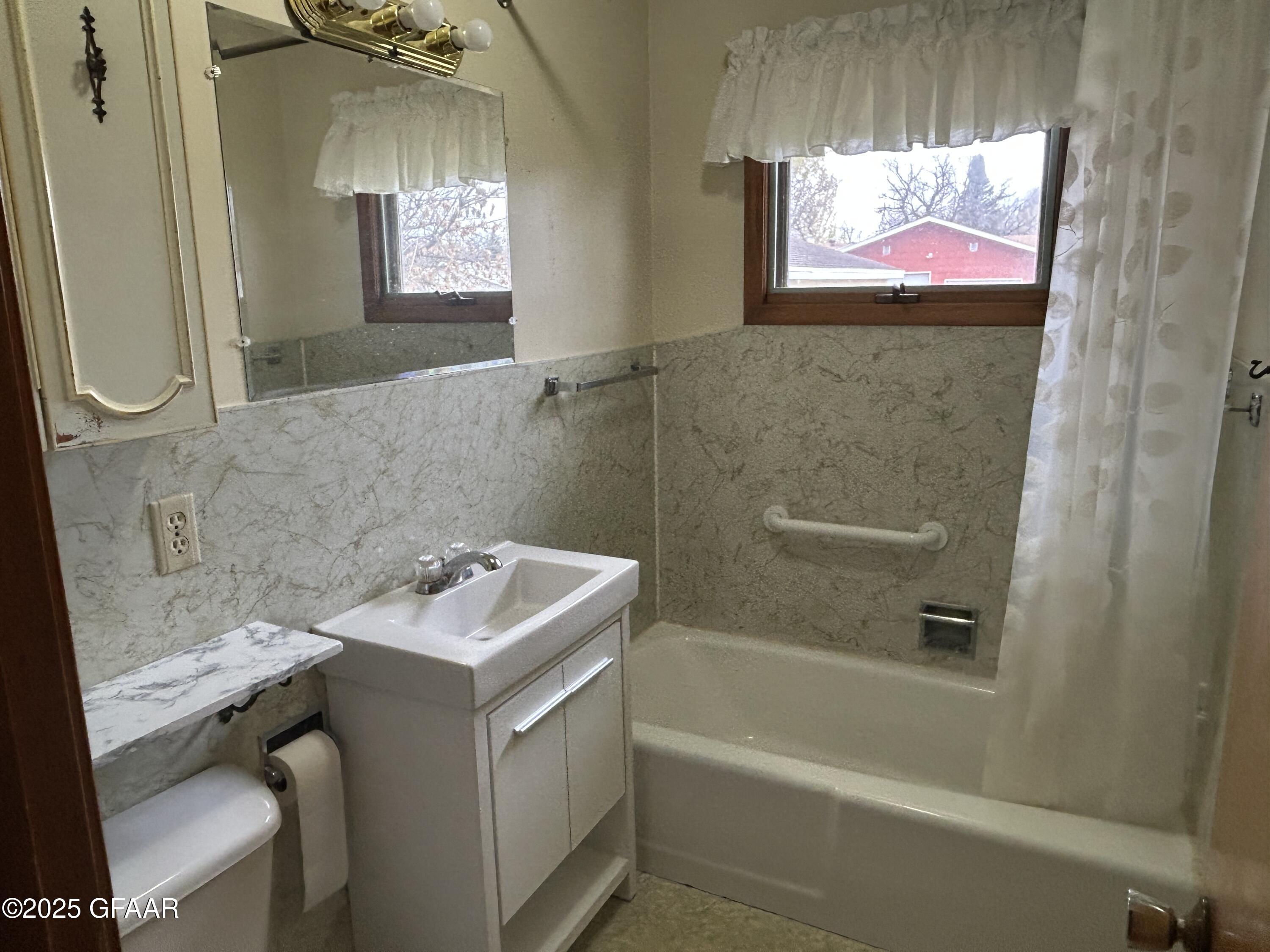 property viewer photo 14