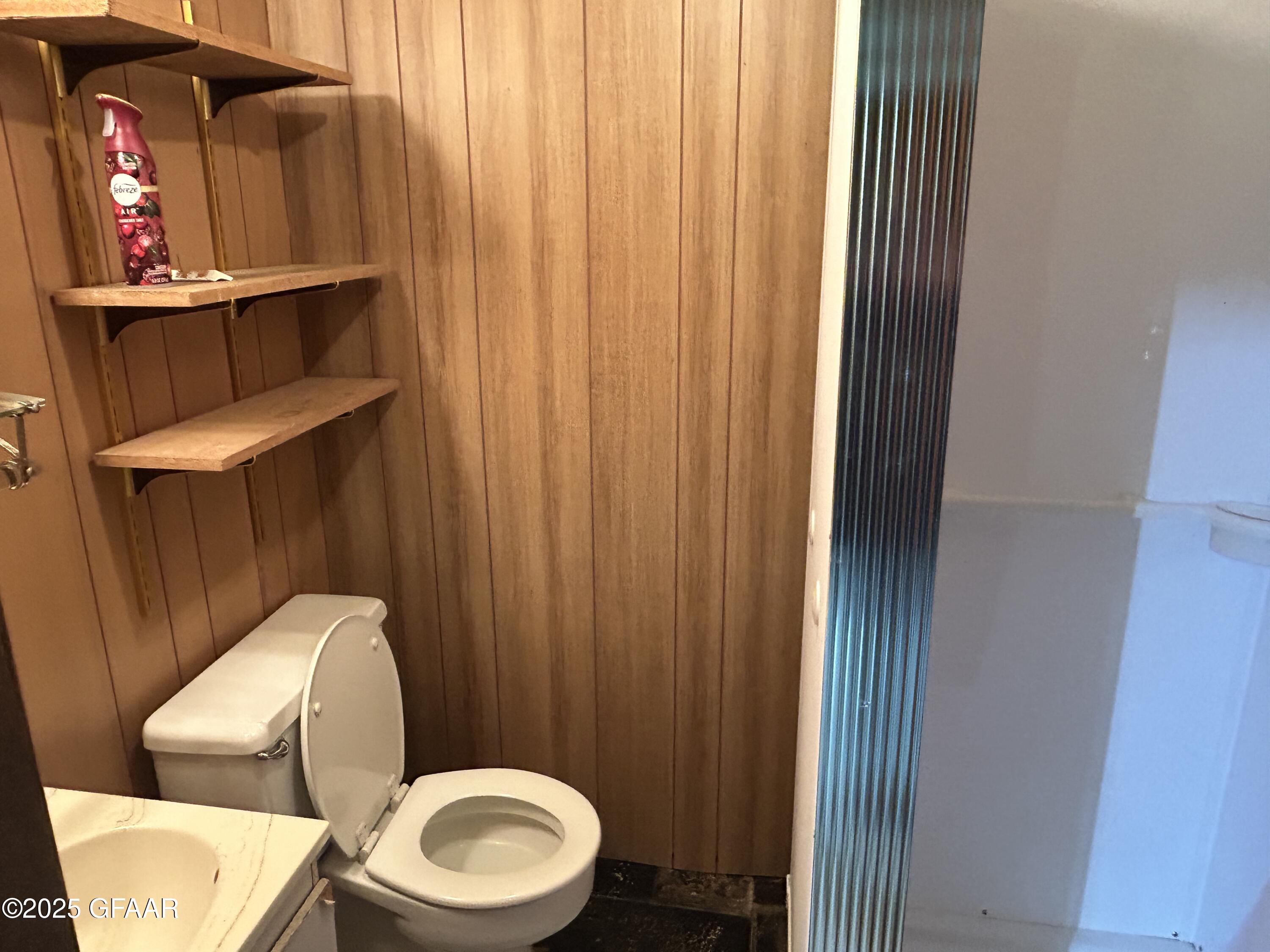property viewer photo 18