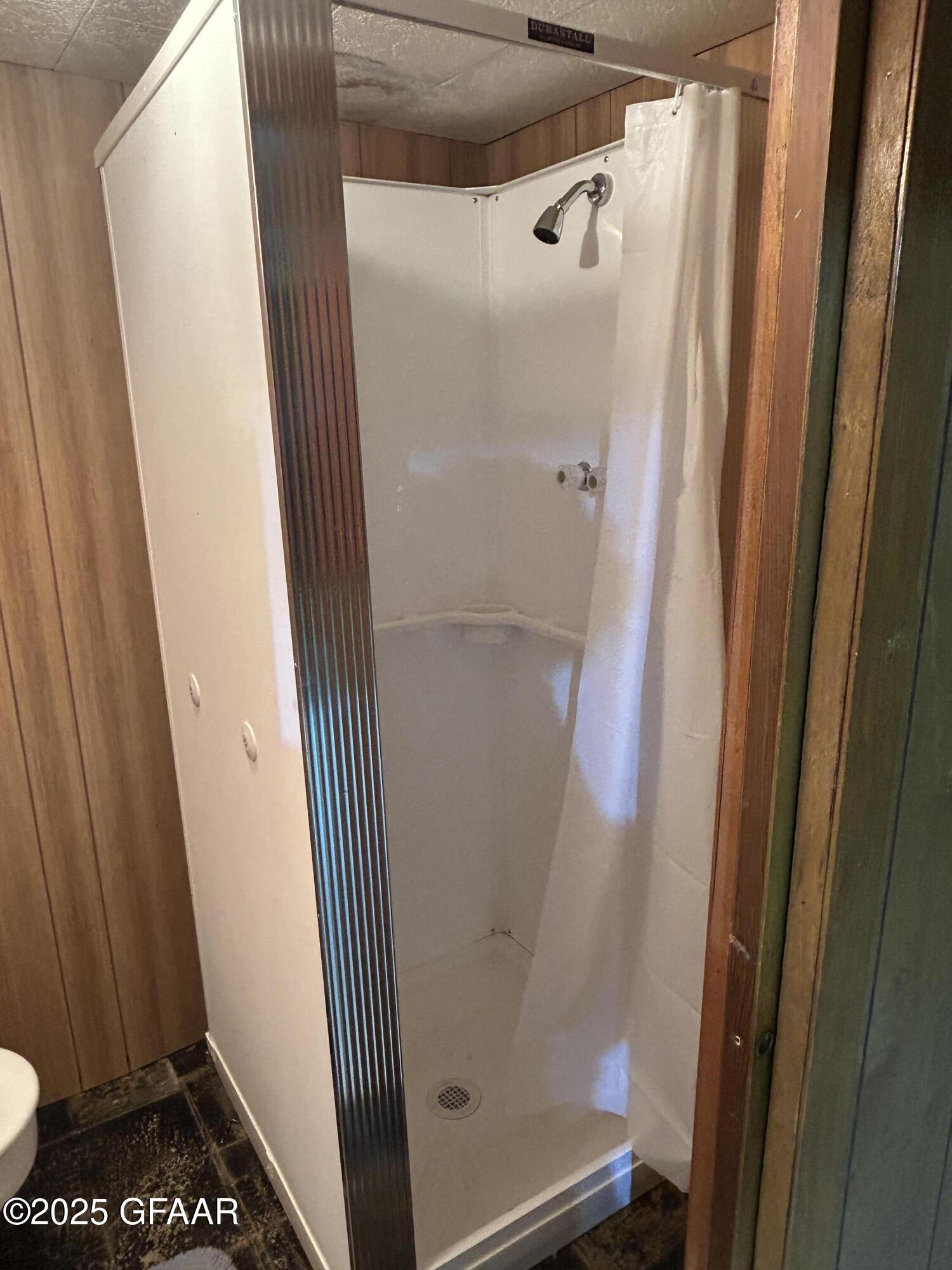 property viewer photo 19