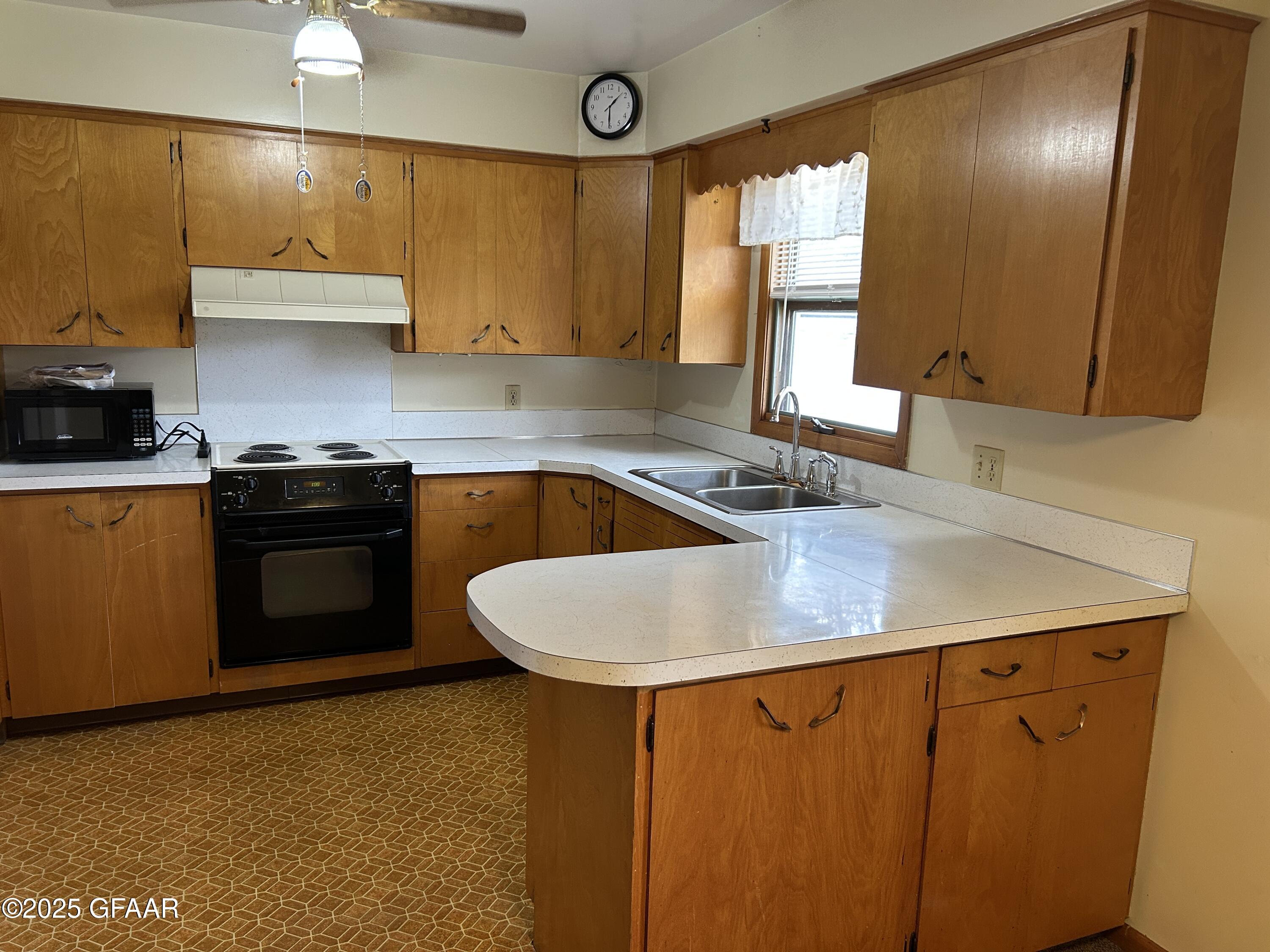 property viewer photo 5