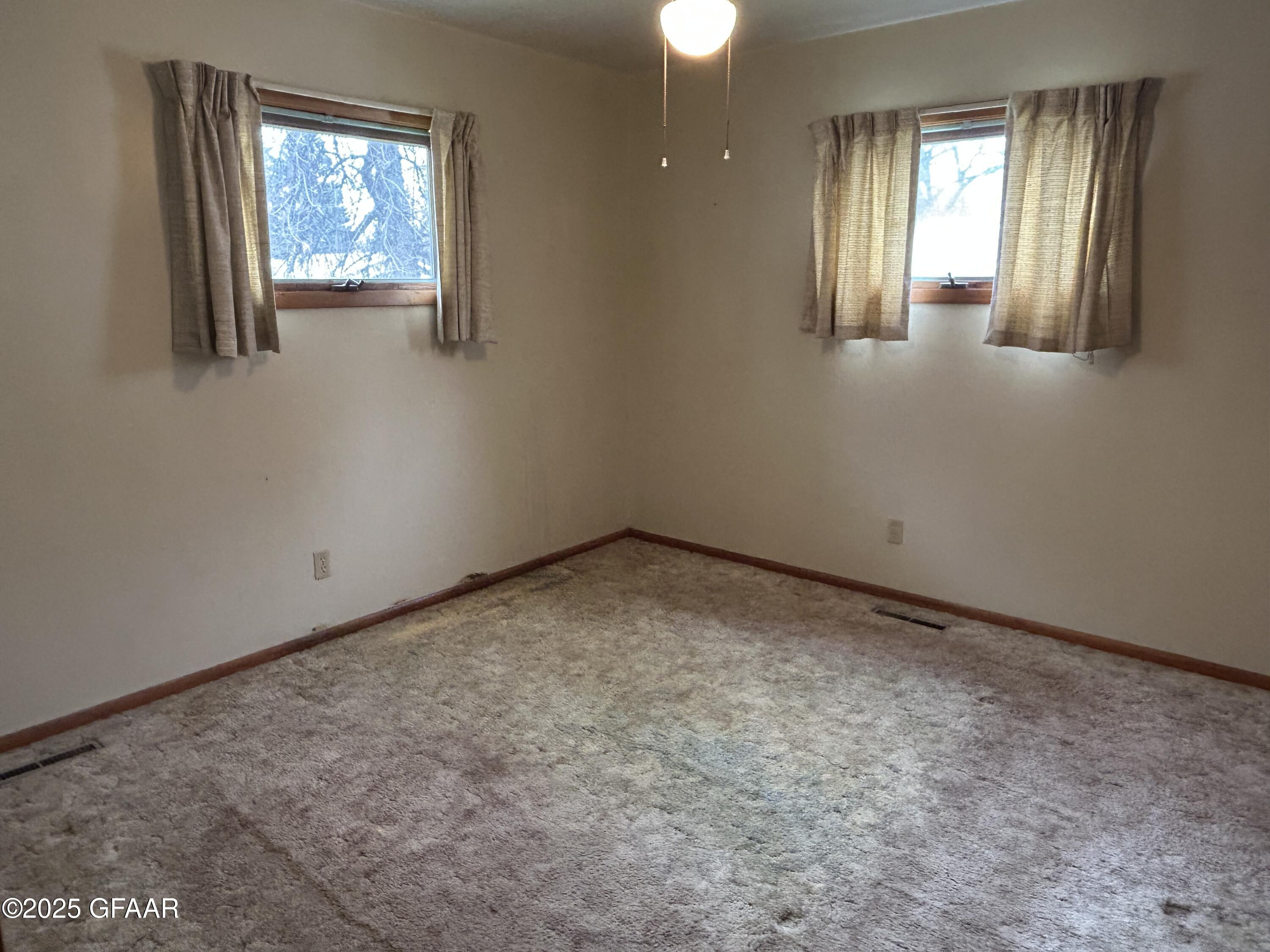 property viewer photo 8