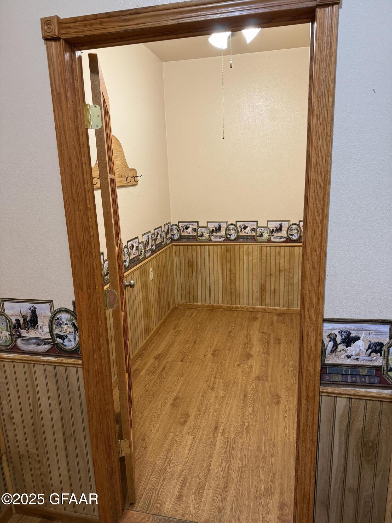 property viewer photo 10
