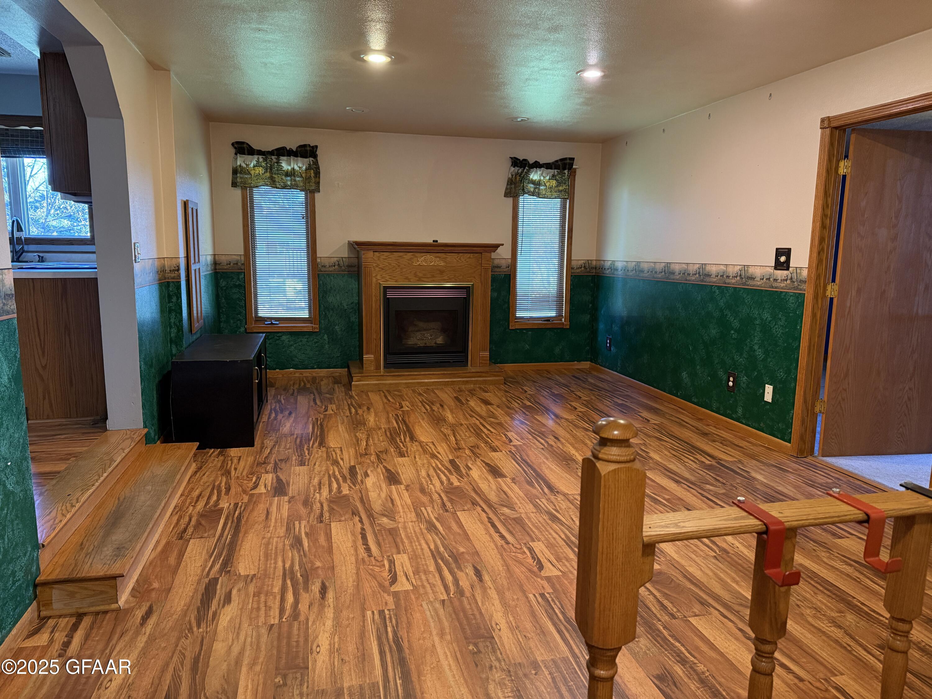 property viewer photo 11