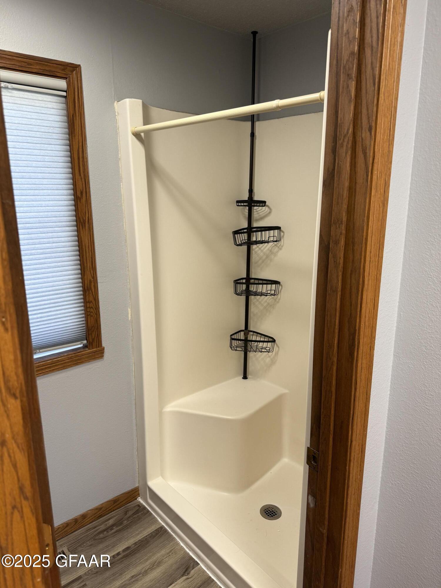 property viewer photo 25