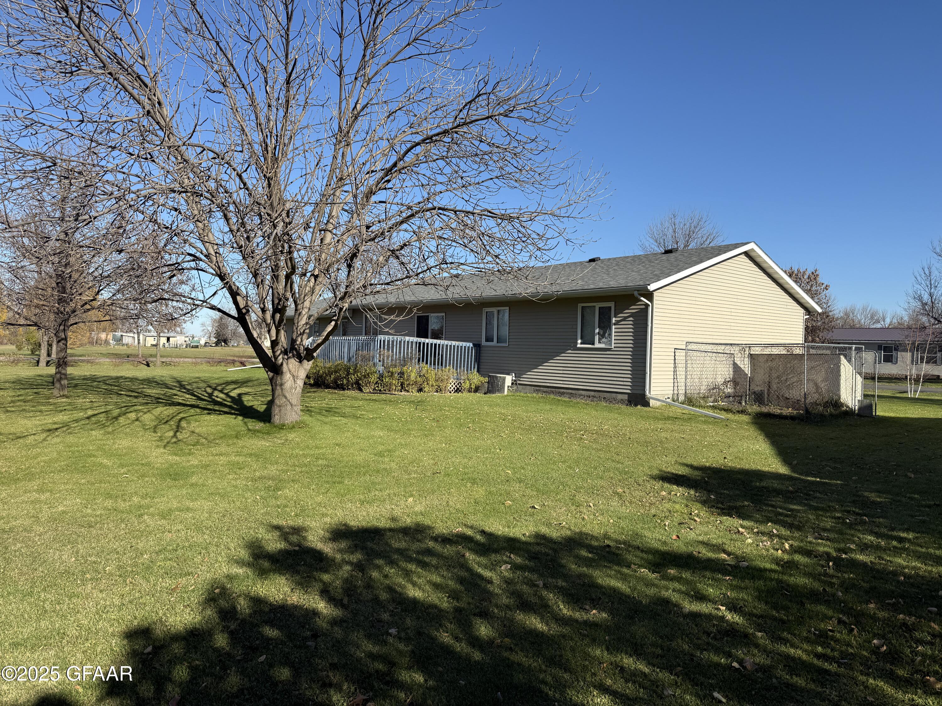 property viewer photo 4