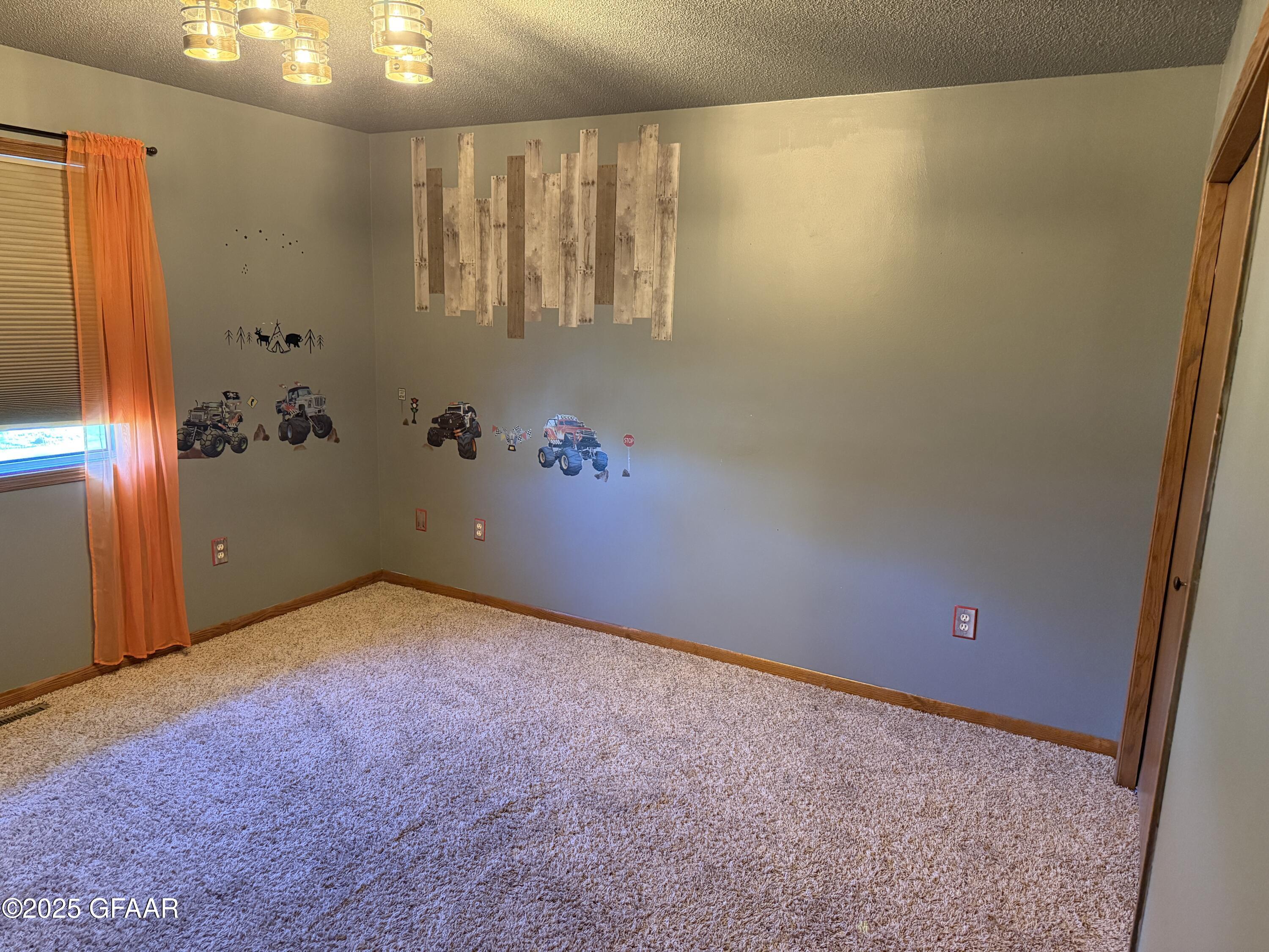 property viewer photo 41