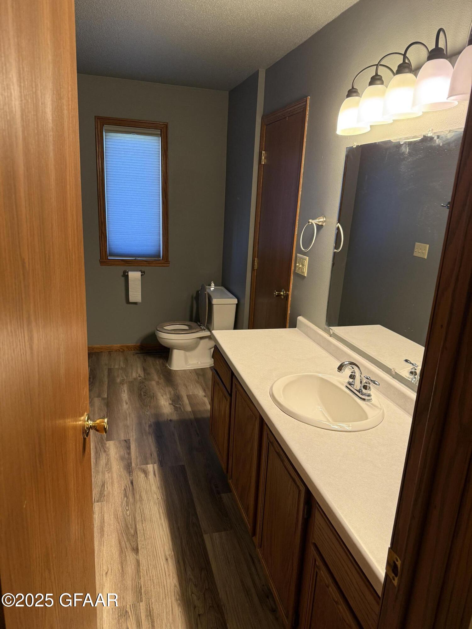 property viewer photo 43