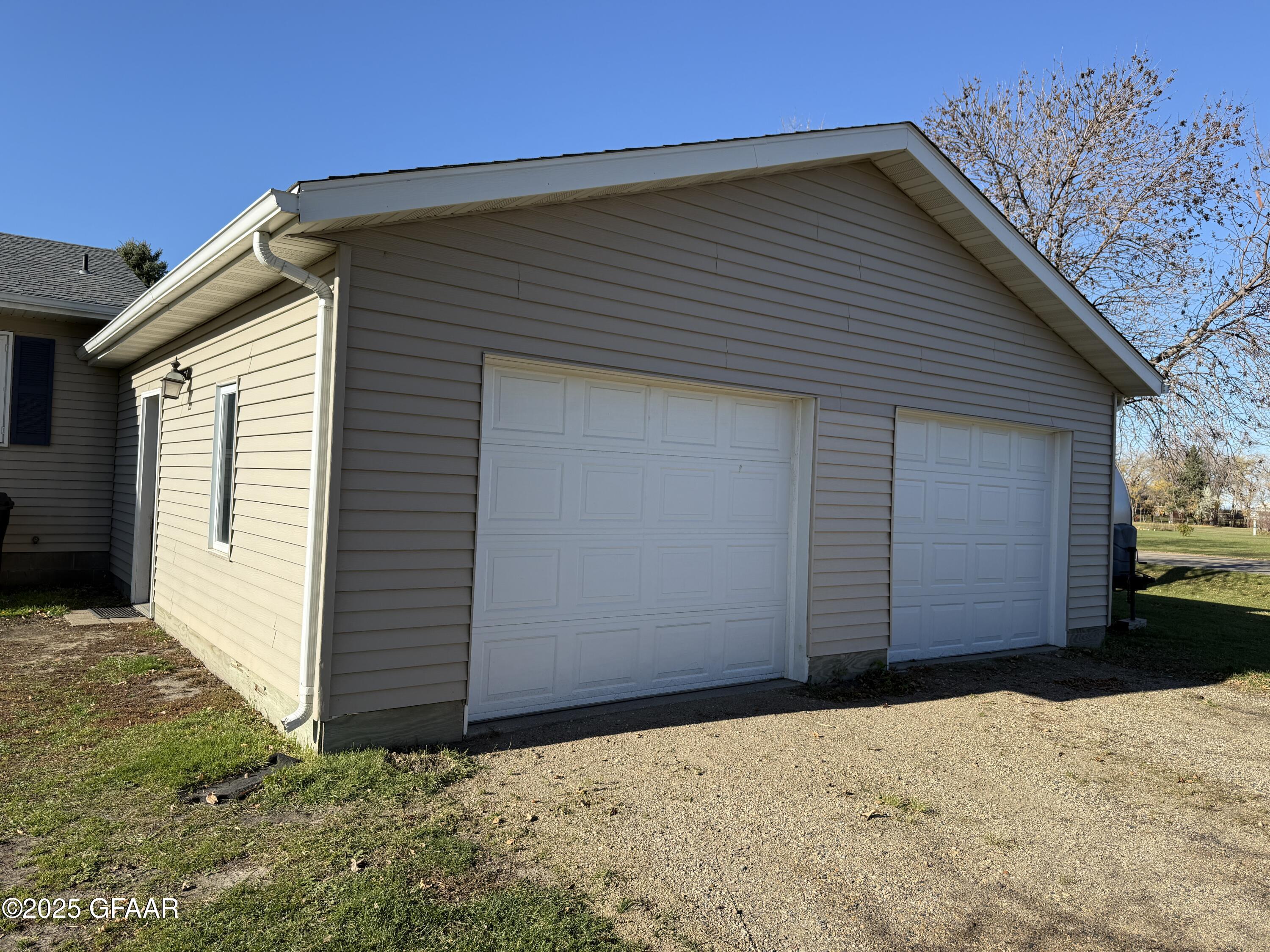 property viewer photo 8