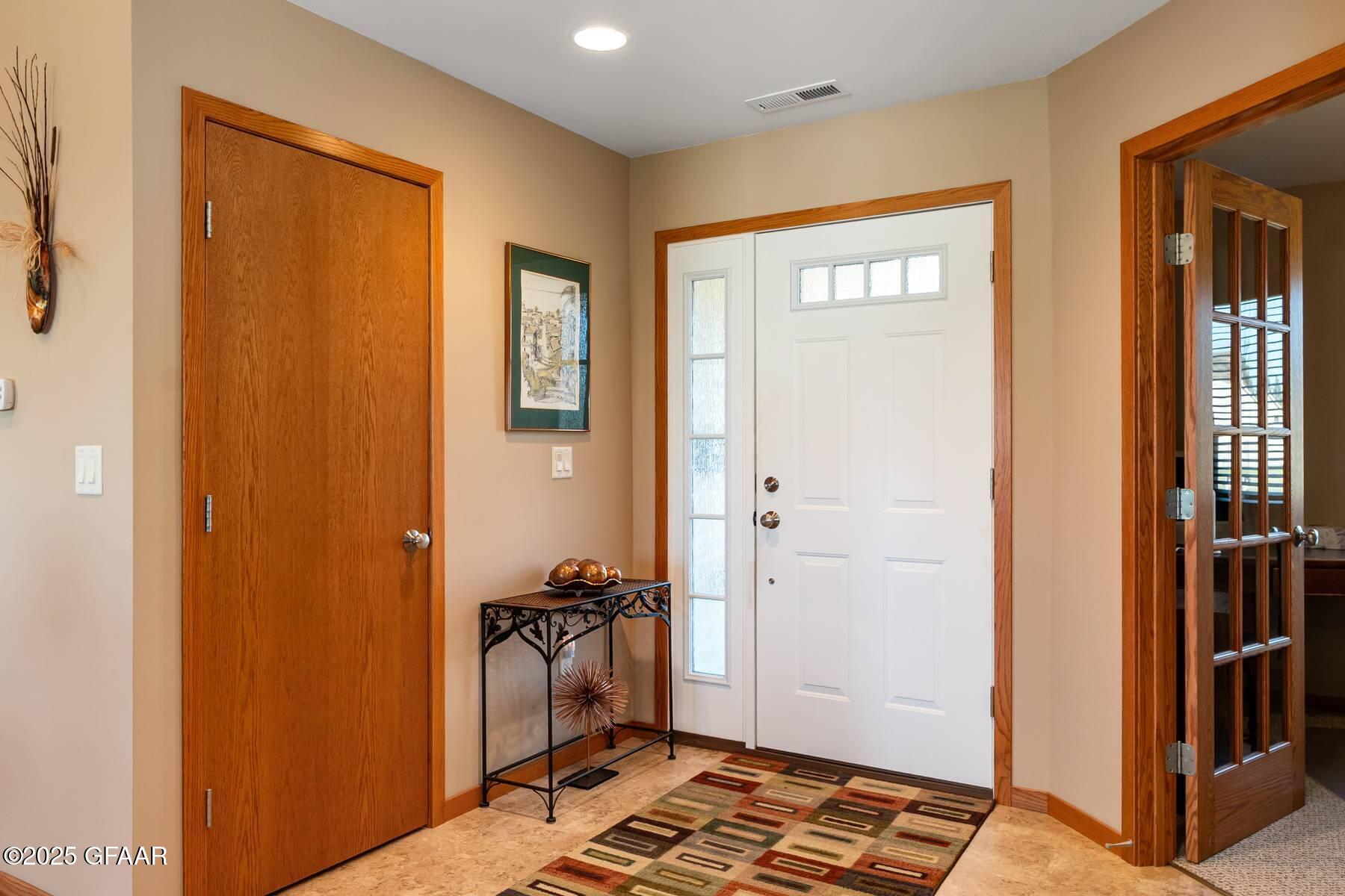 property viewer photo 17