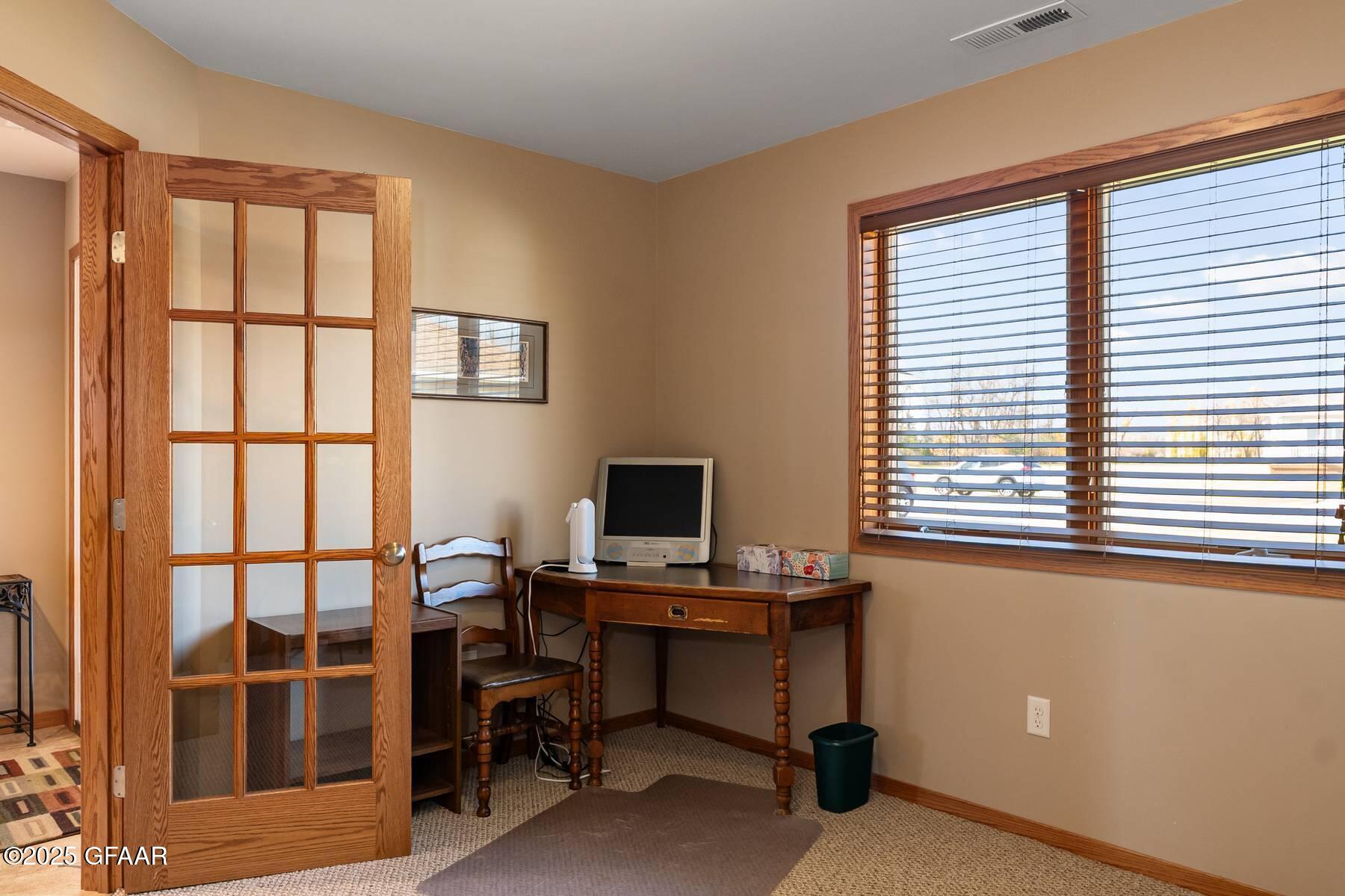 property viewer photo 21