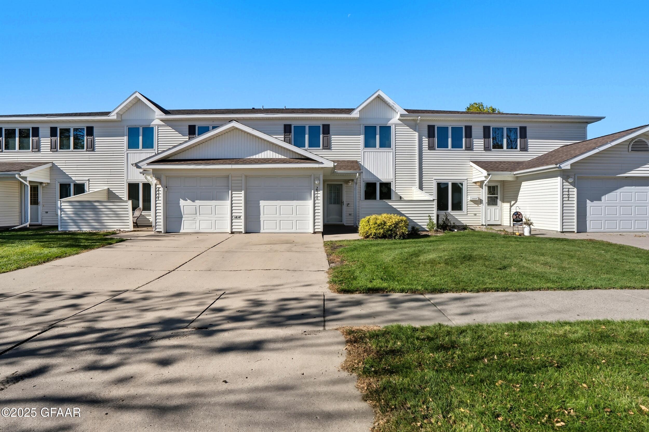 property viewer photo 1