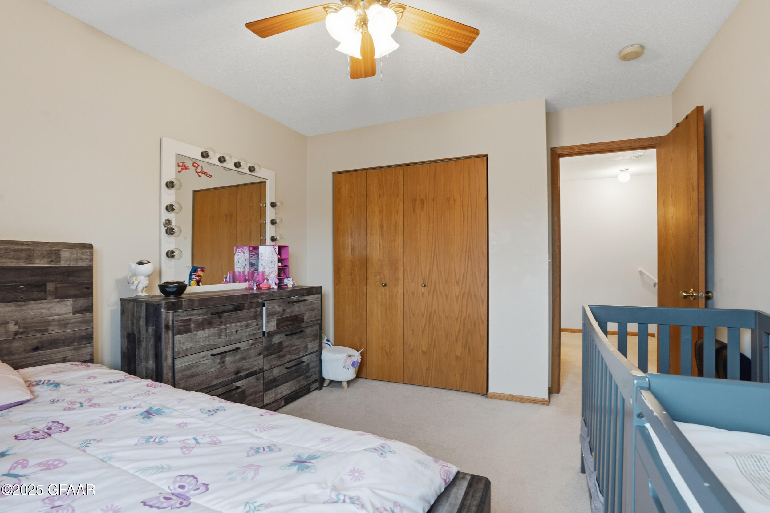 property viewer photo 14