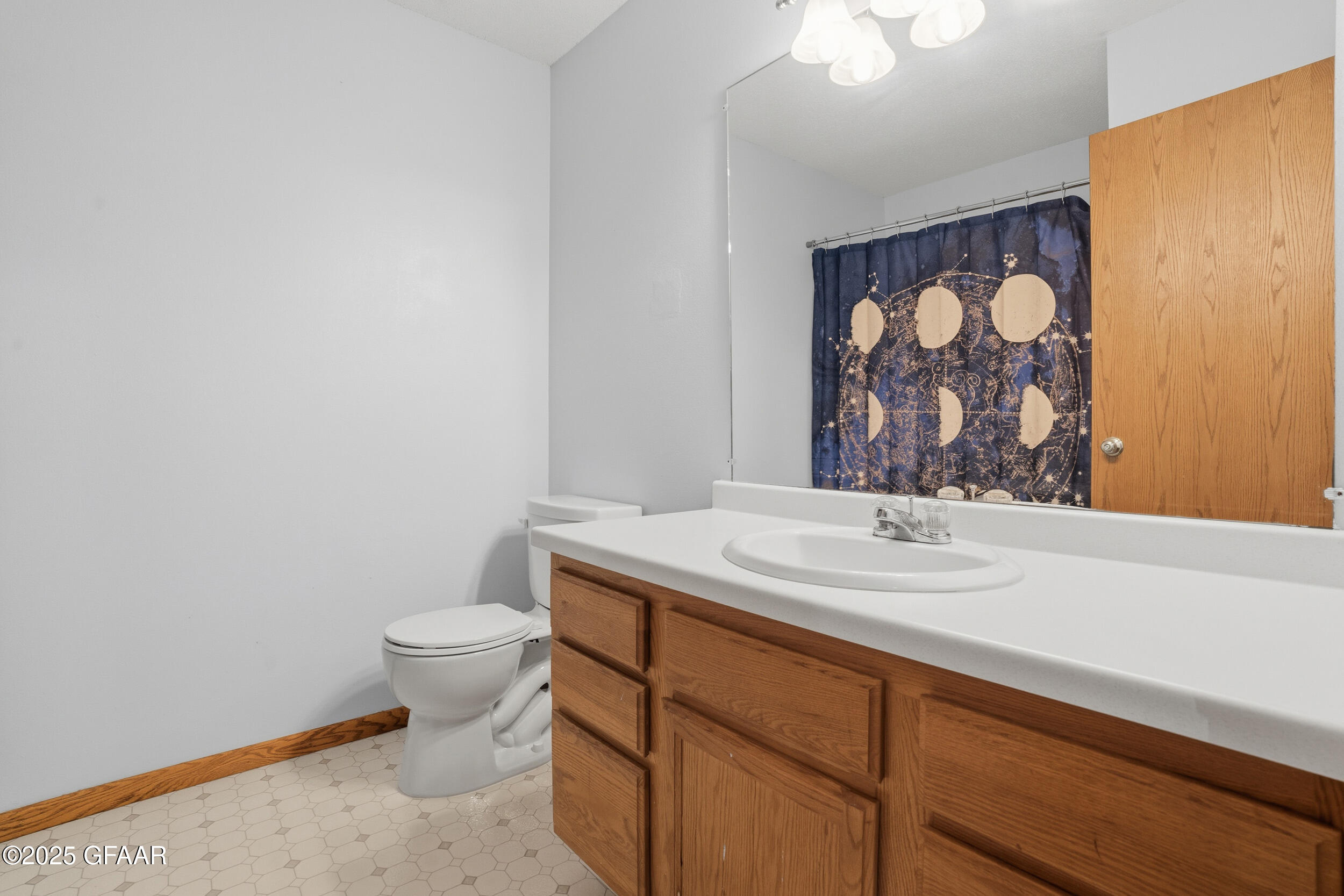 property viewer photo 15