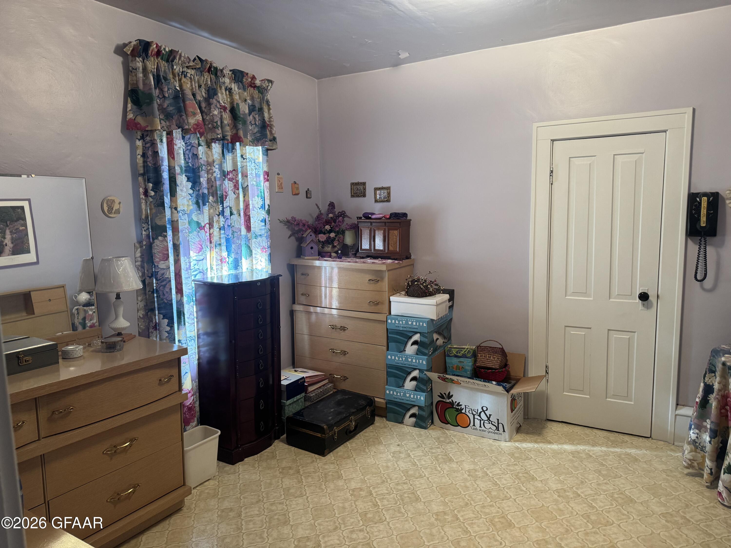 property viewer photo 12