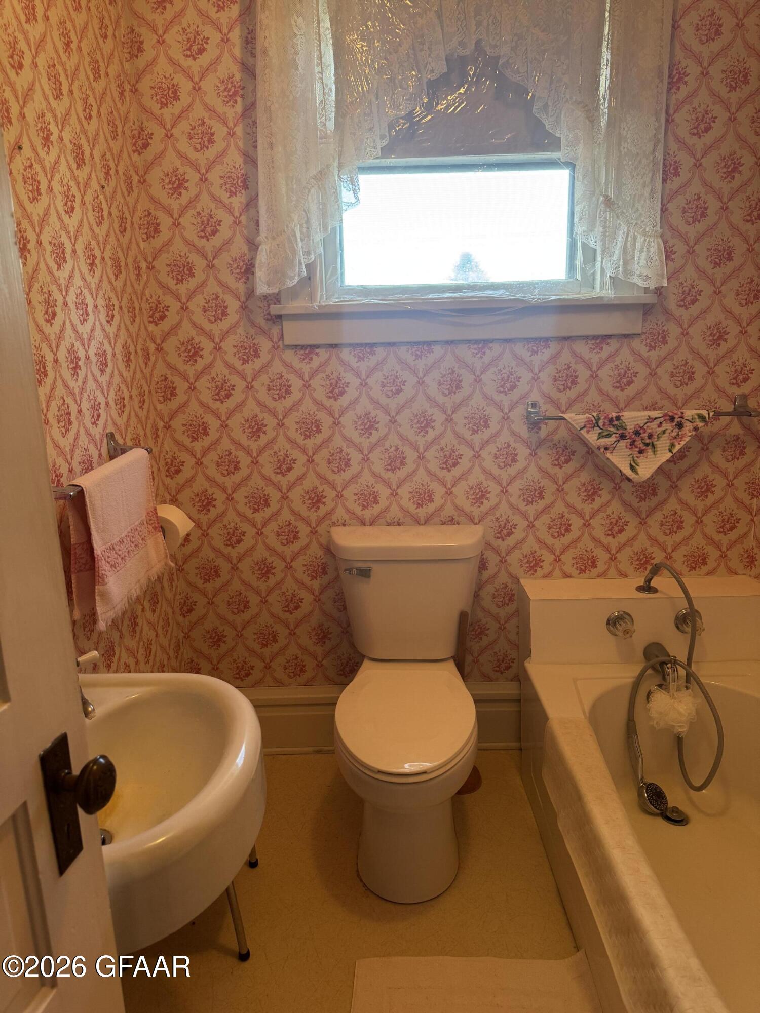 property viewer photo 14