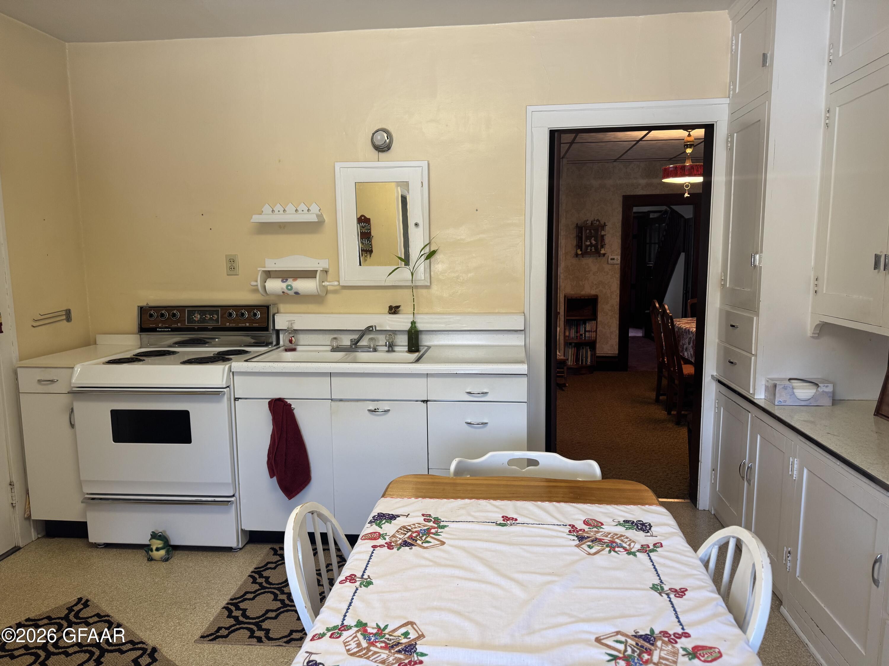 property viewer photo 5