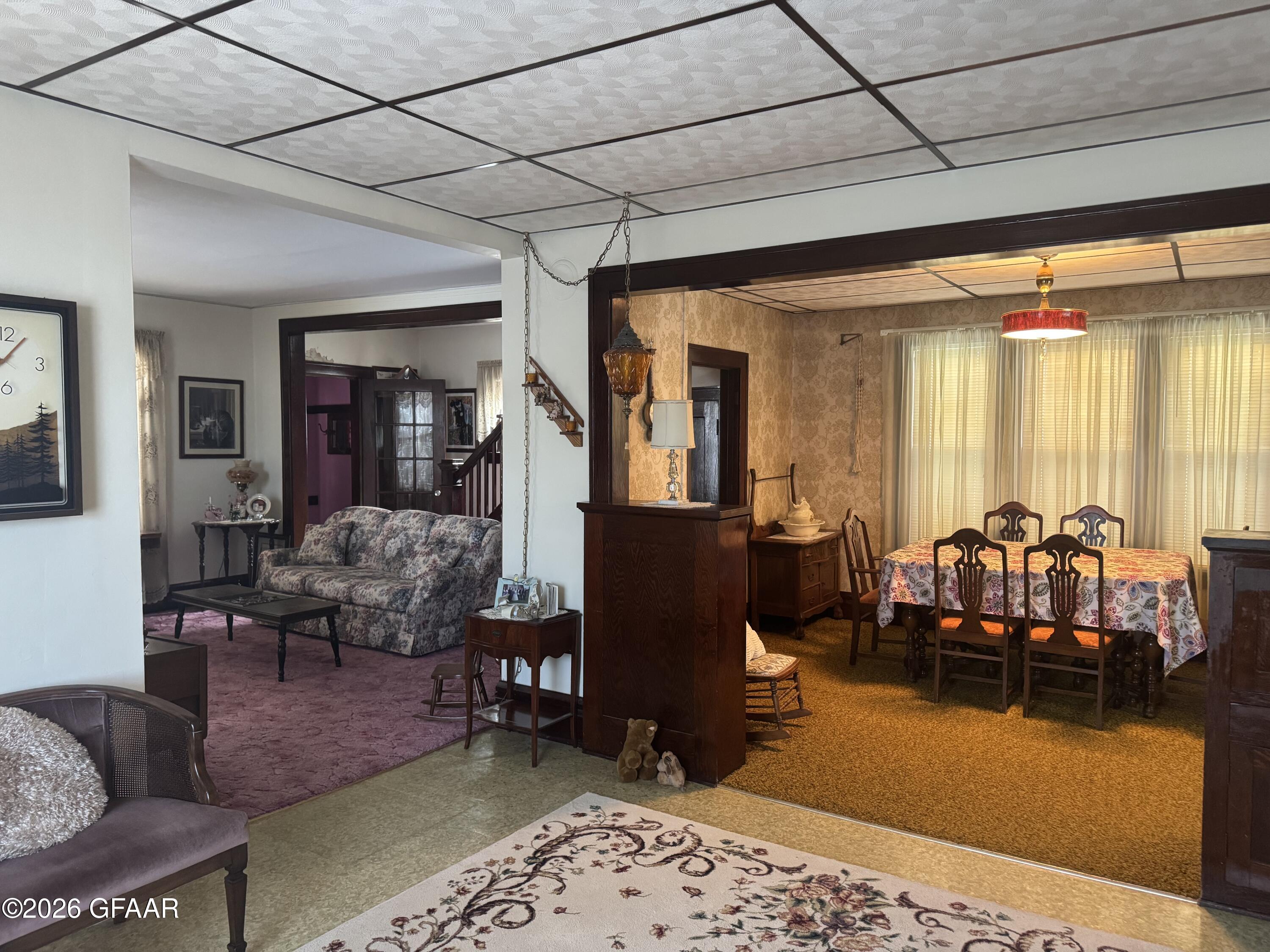 property viewer photo 9