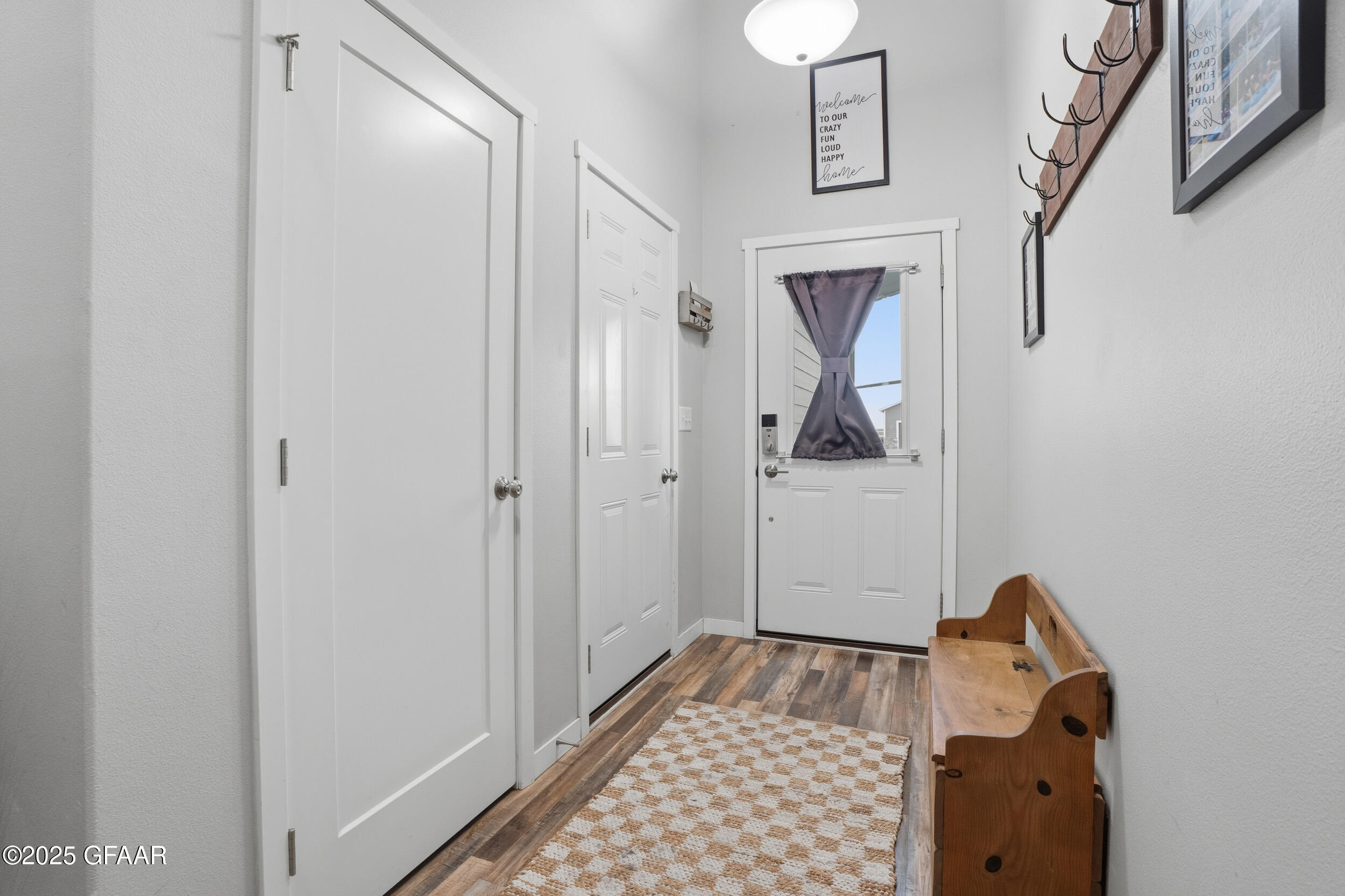 property viewer photo 1
