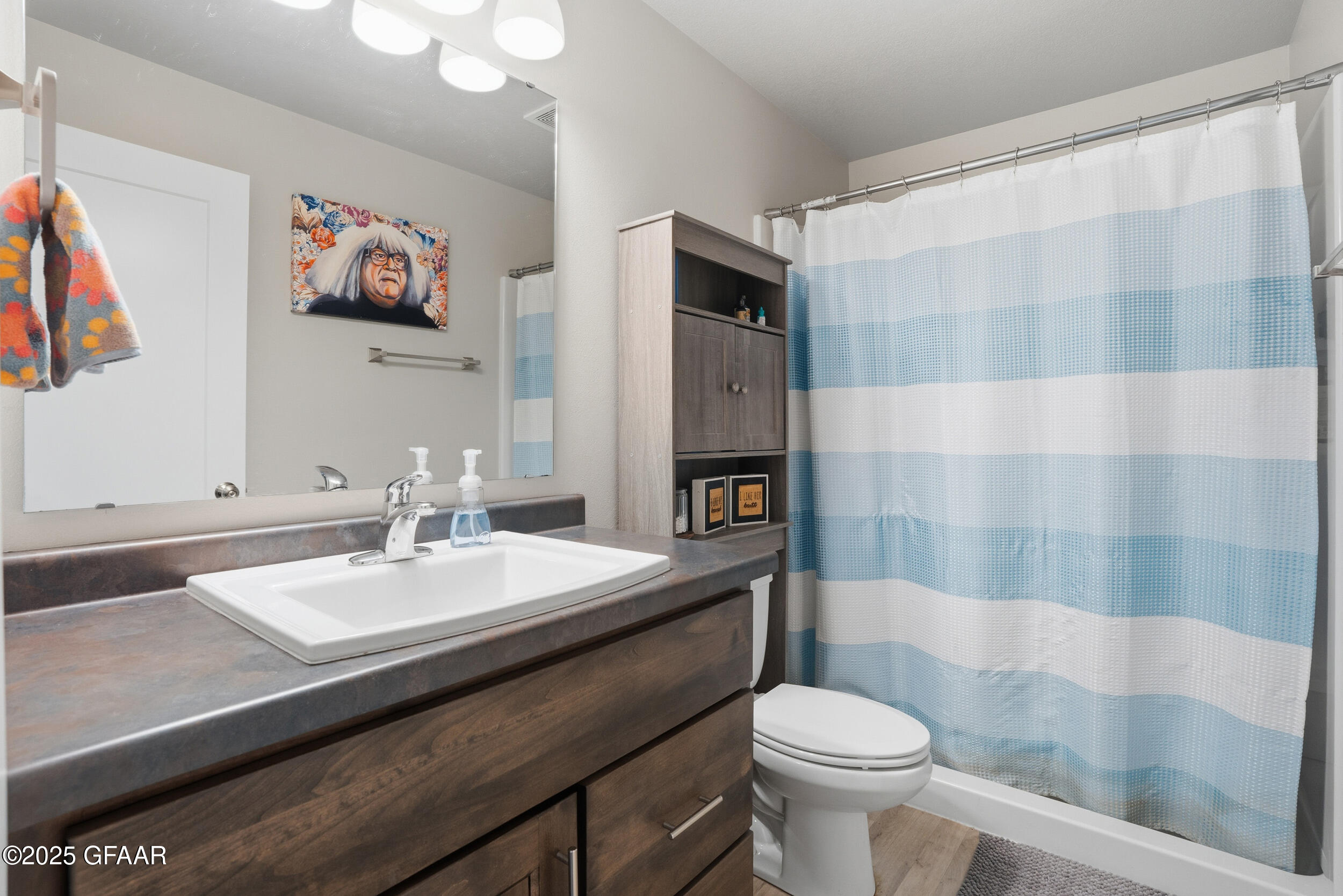 property viewer photo 14