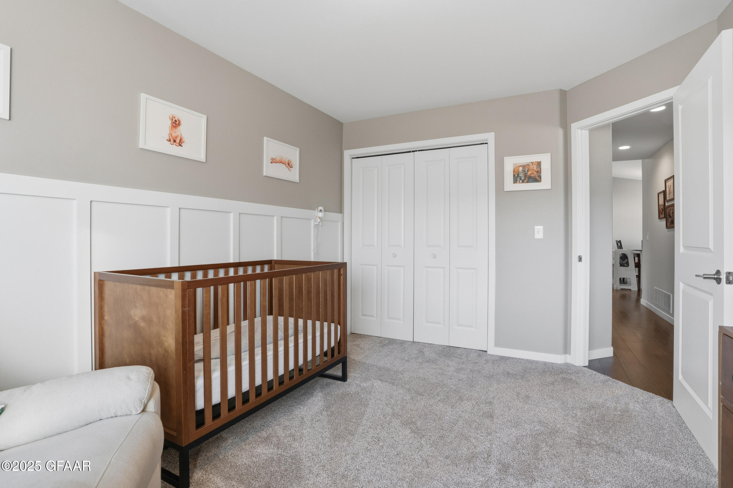 property viewer photo 15