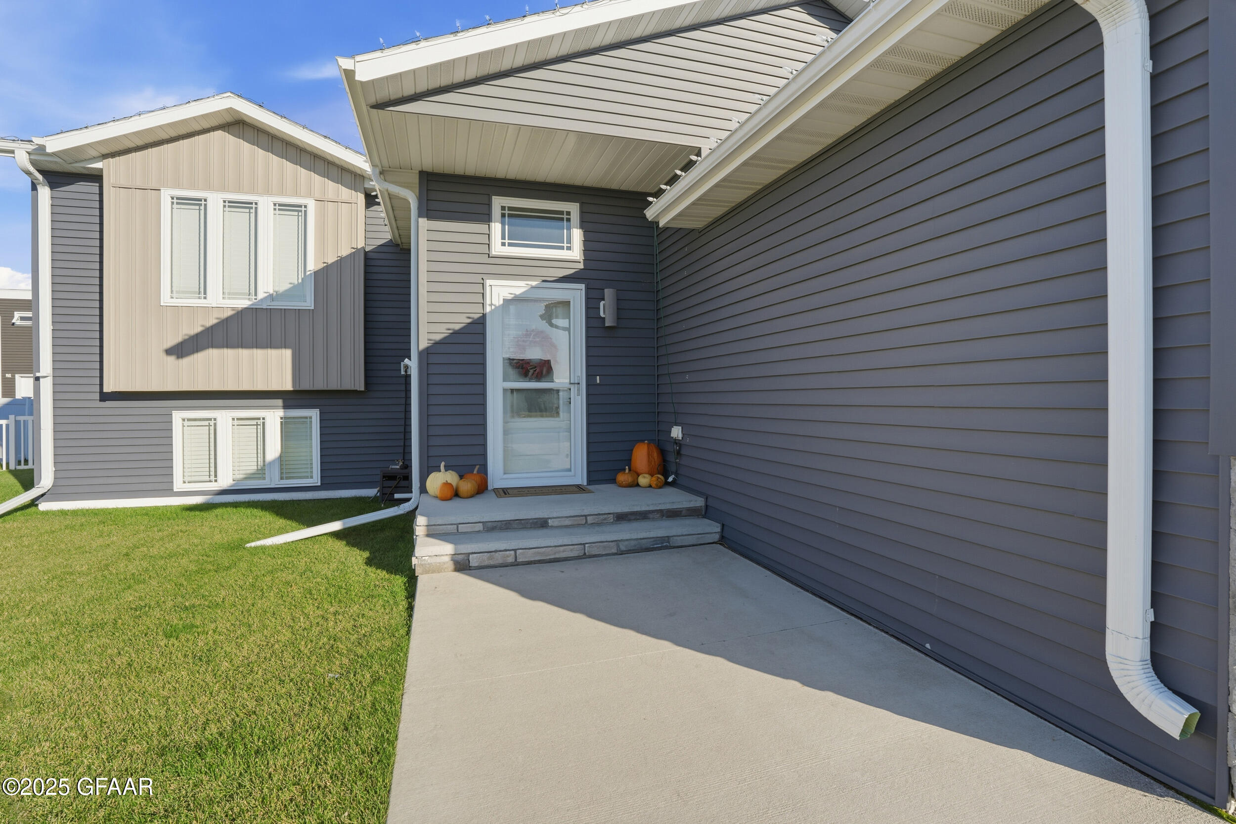 property viewer photo 28
