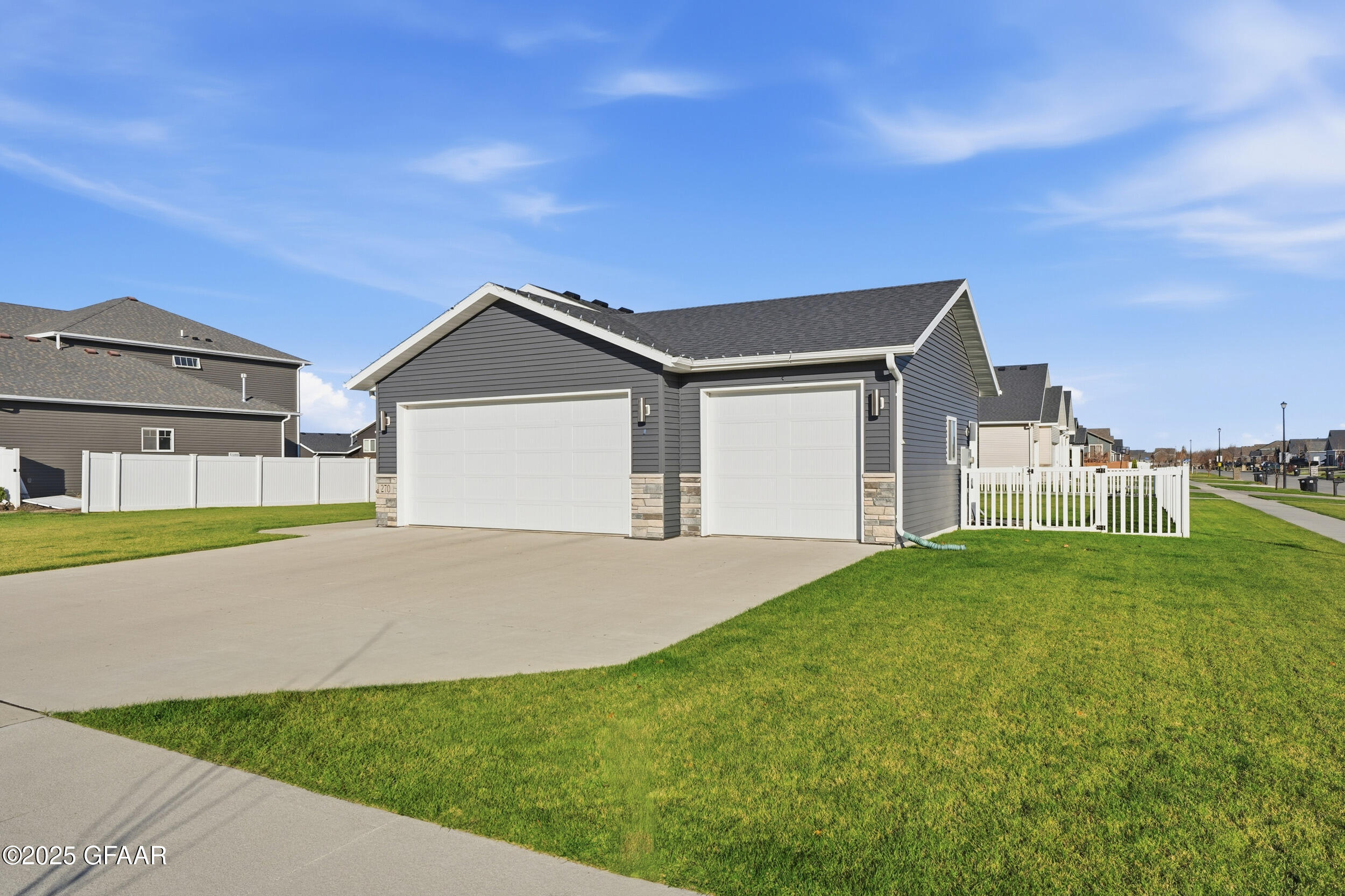 property viewer photo 29