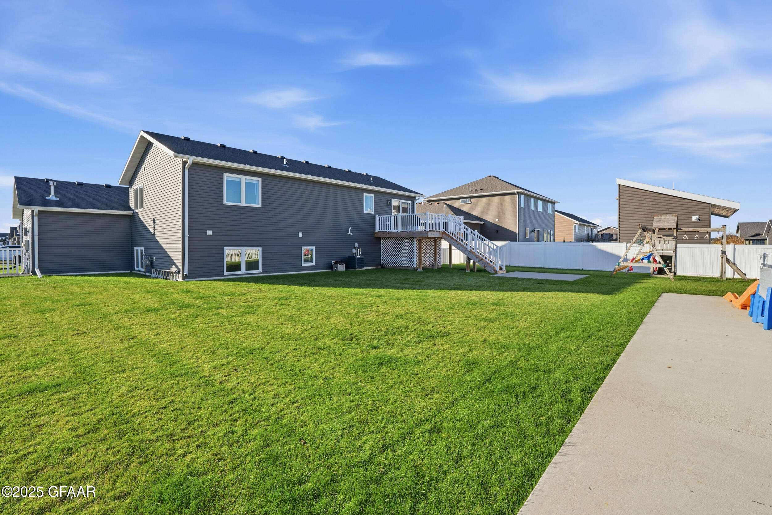 property viewer photo 32