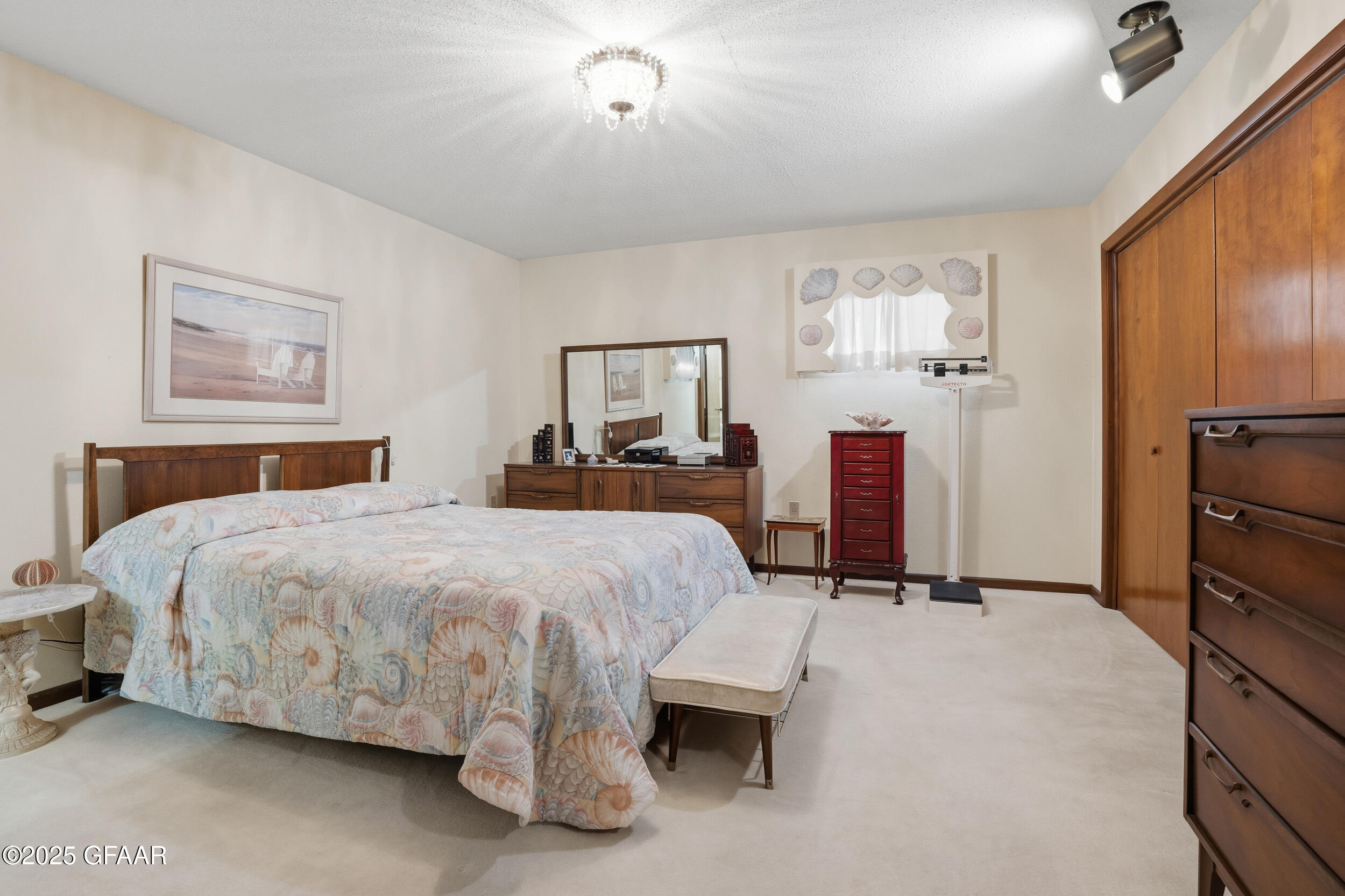 property viewer photo 14