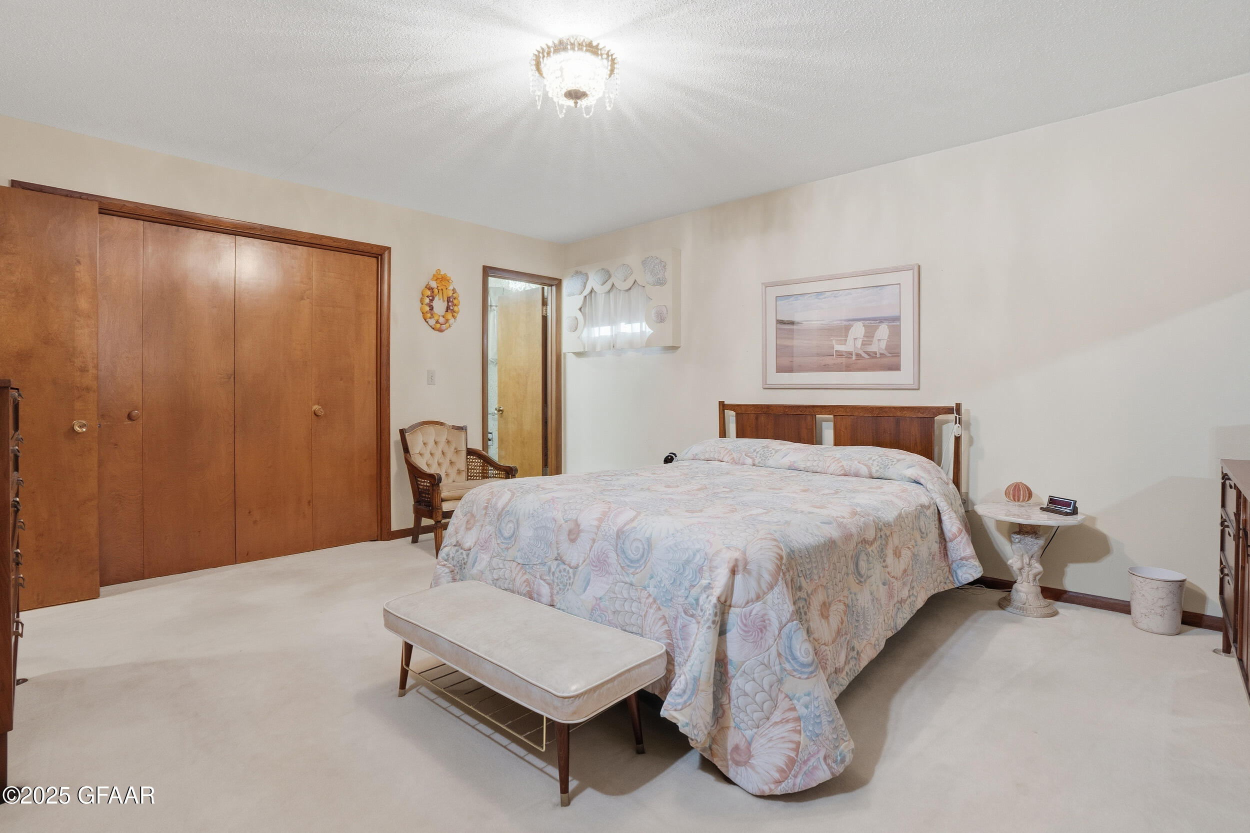 property viewer photo 15