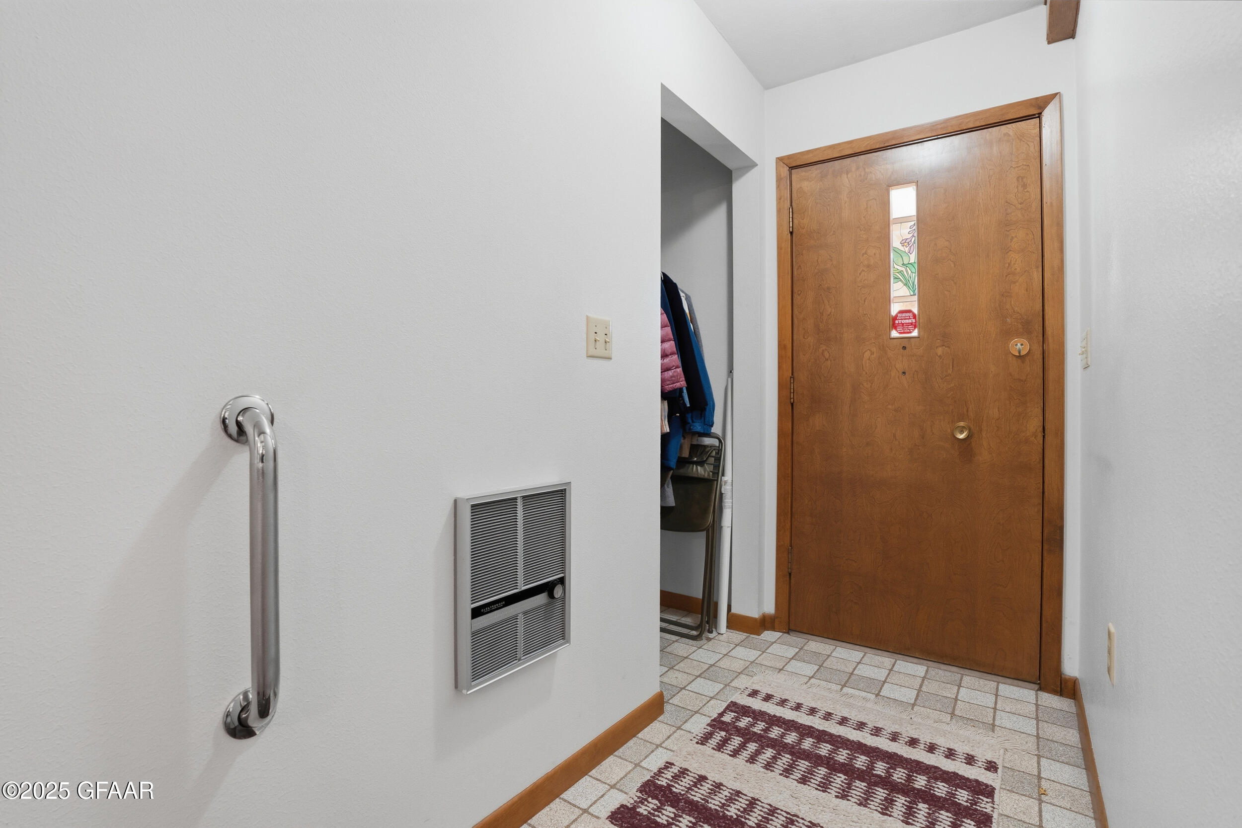 property viewer photo 2