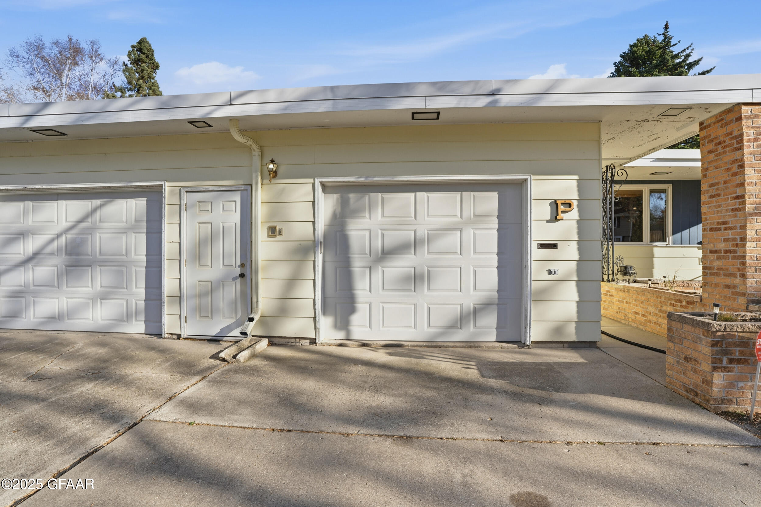 property viewer photo 33
