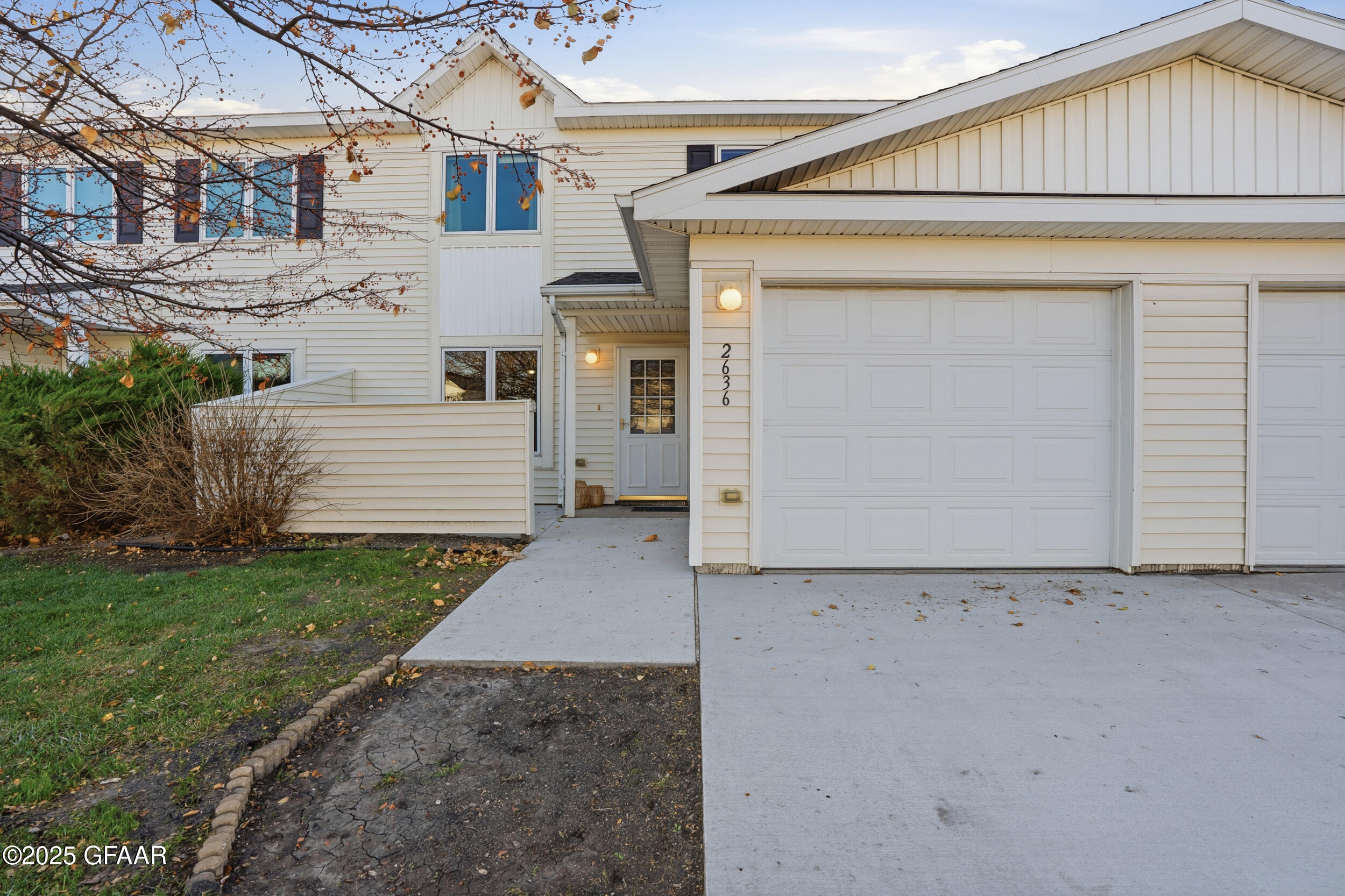 main property photo 0