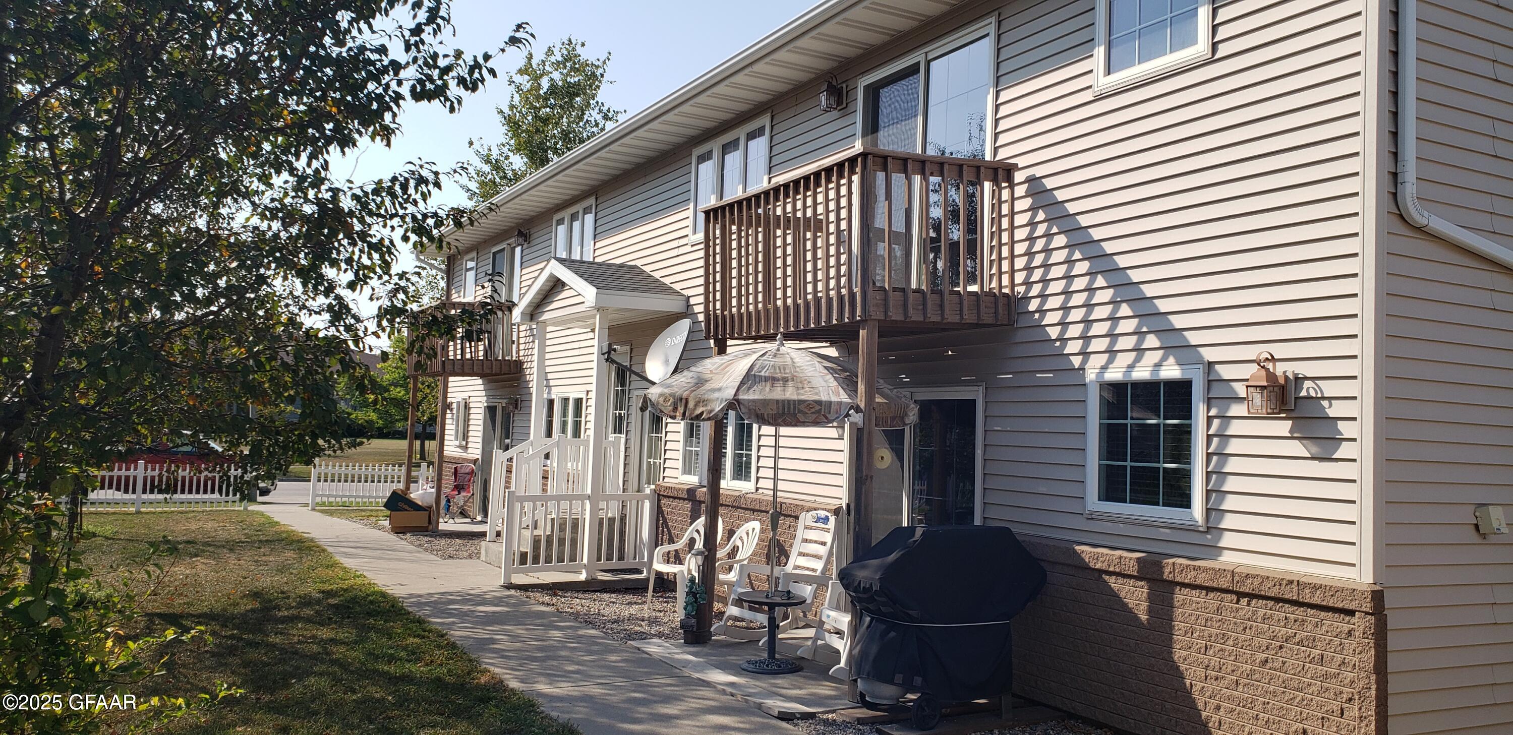 property viewer photo 1