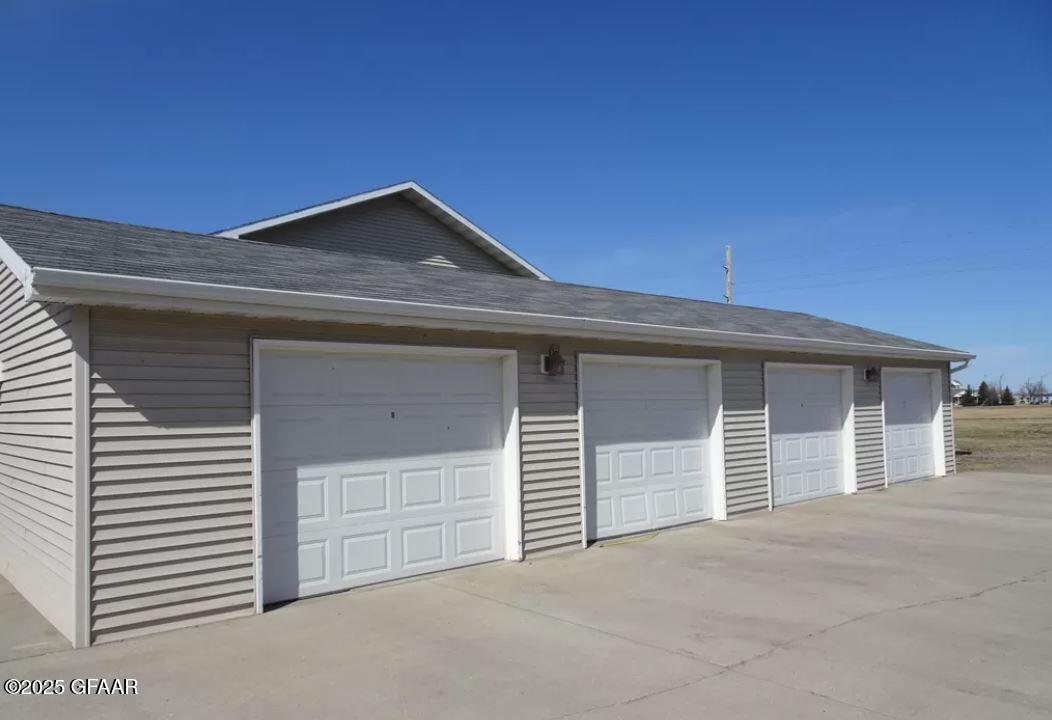 property viewer photo 3