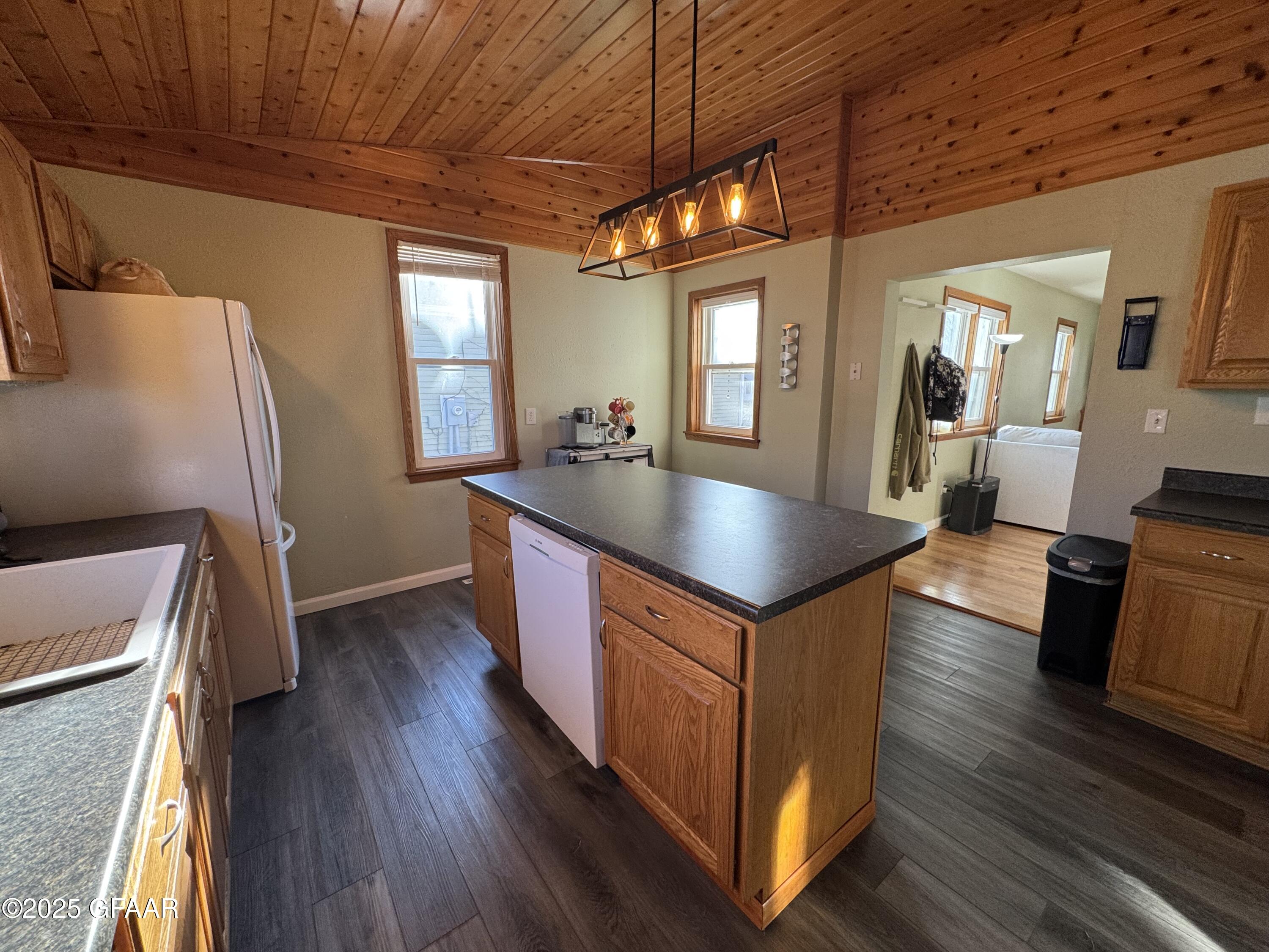 property viewer photo 15