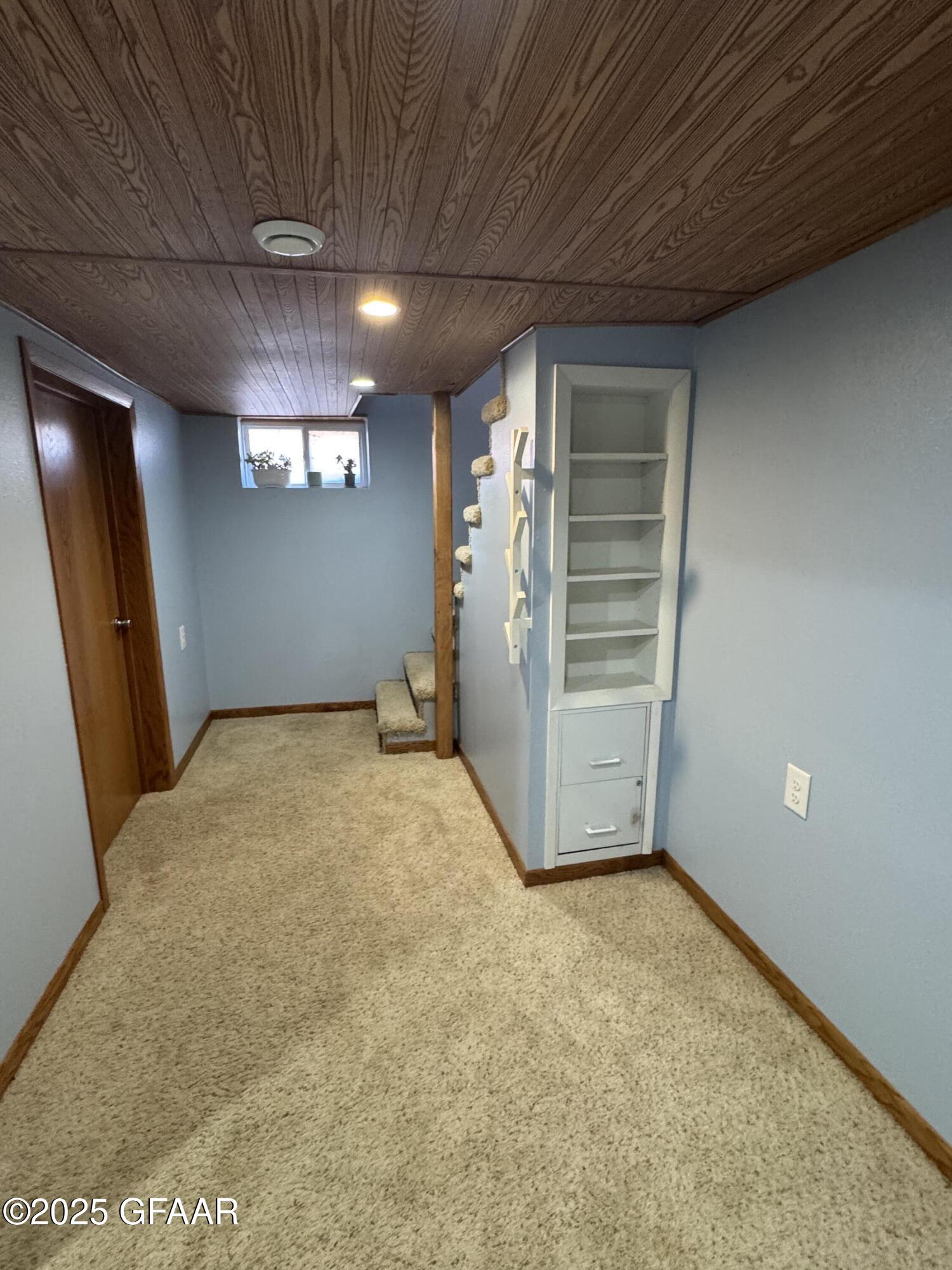 property viewer photo 23