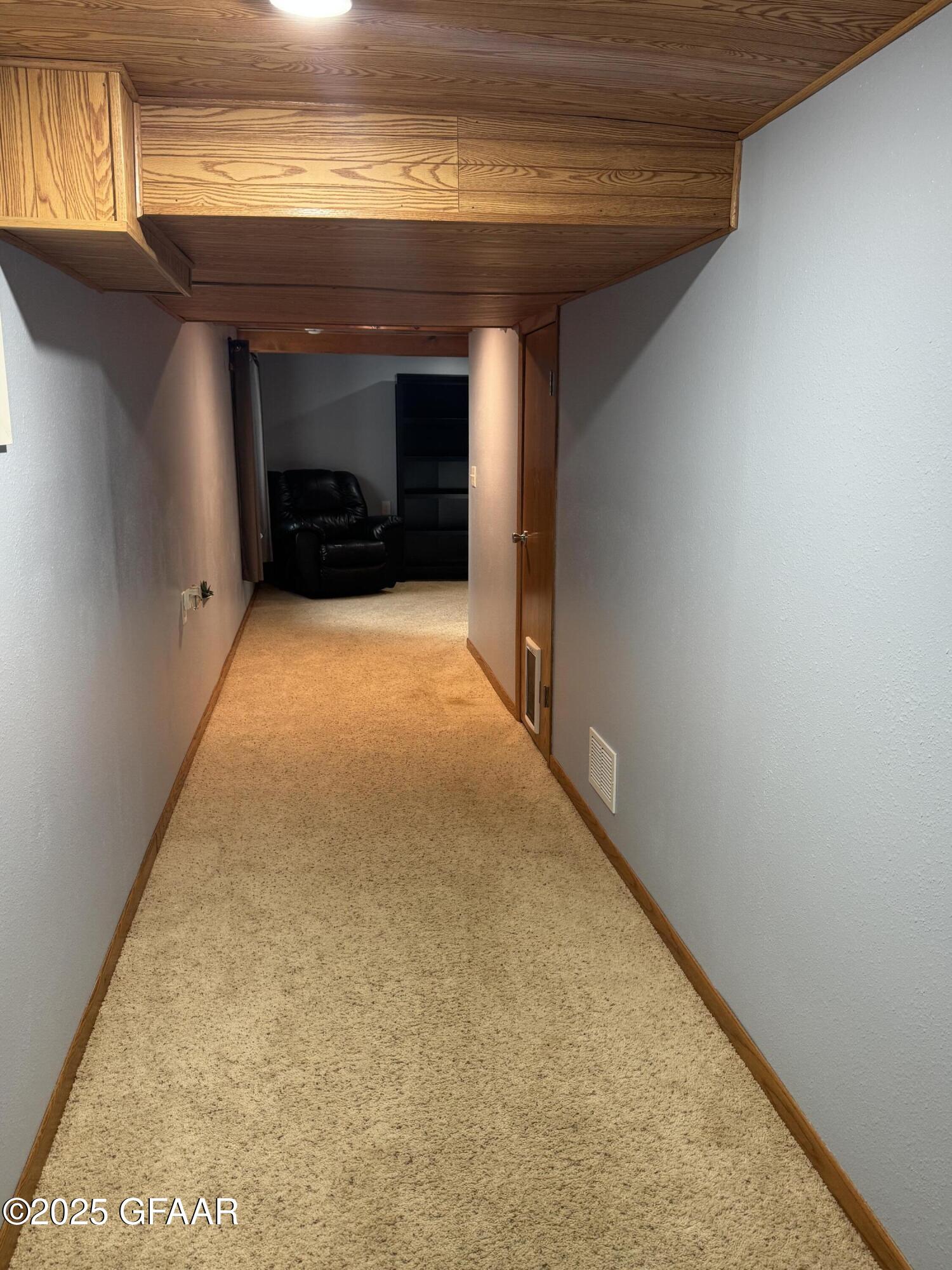 property viewer photo 24