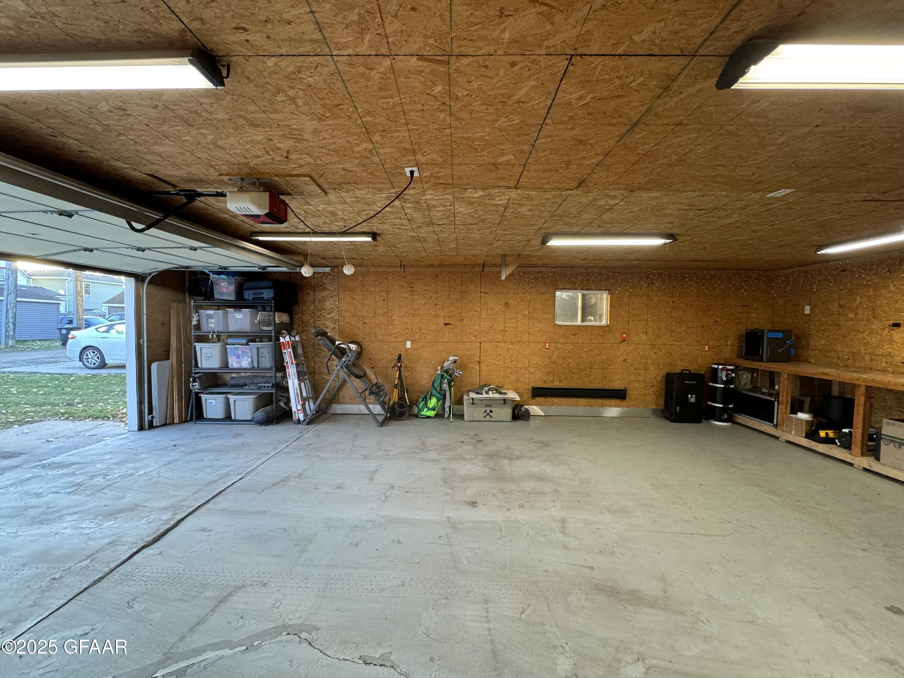 property viewer photo 43