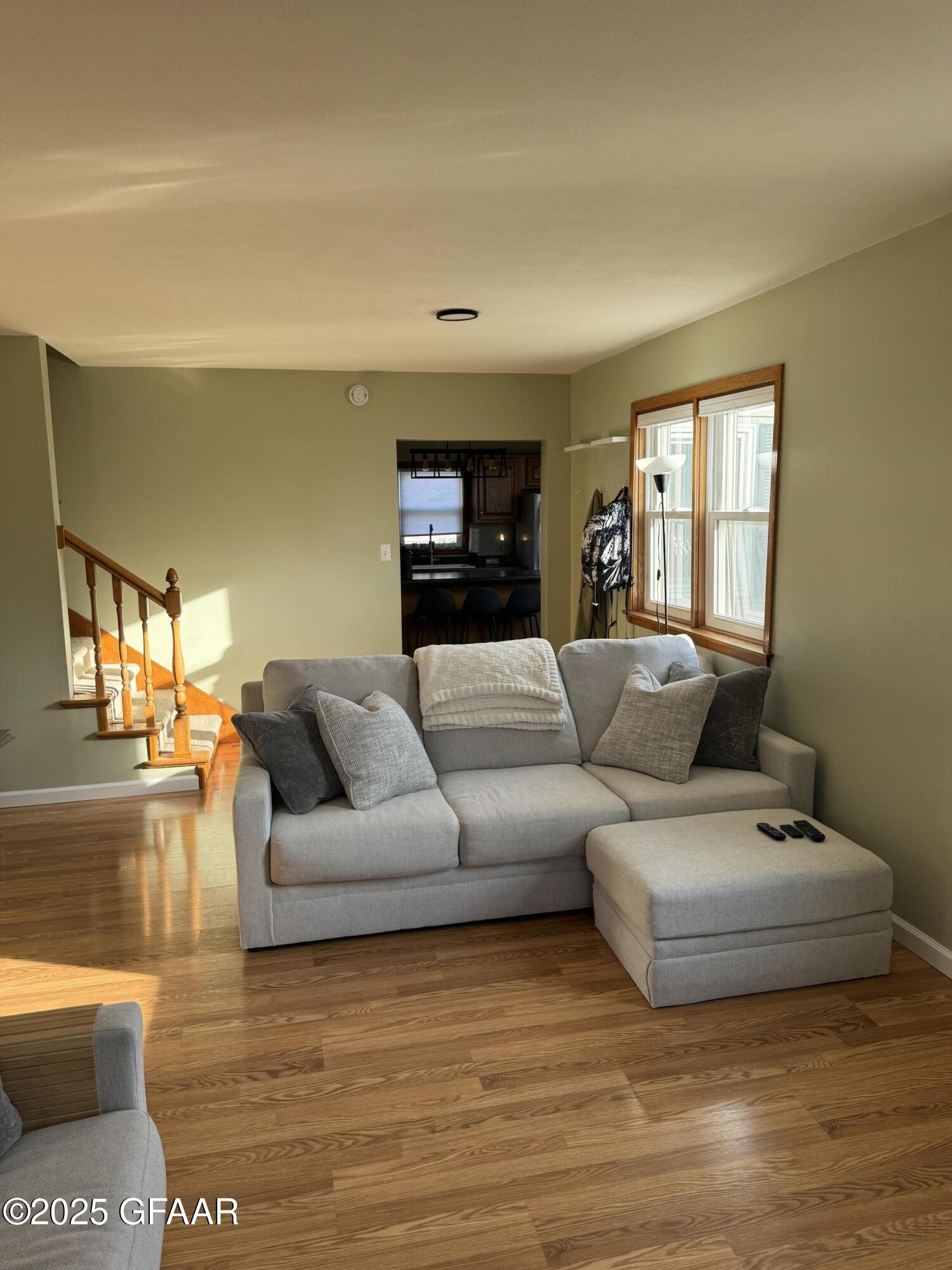 property viewer photo 6