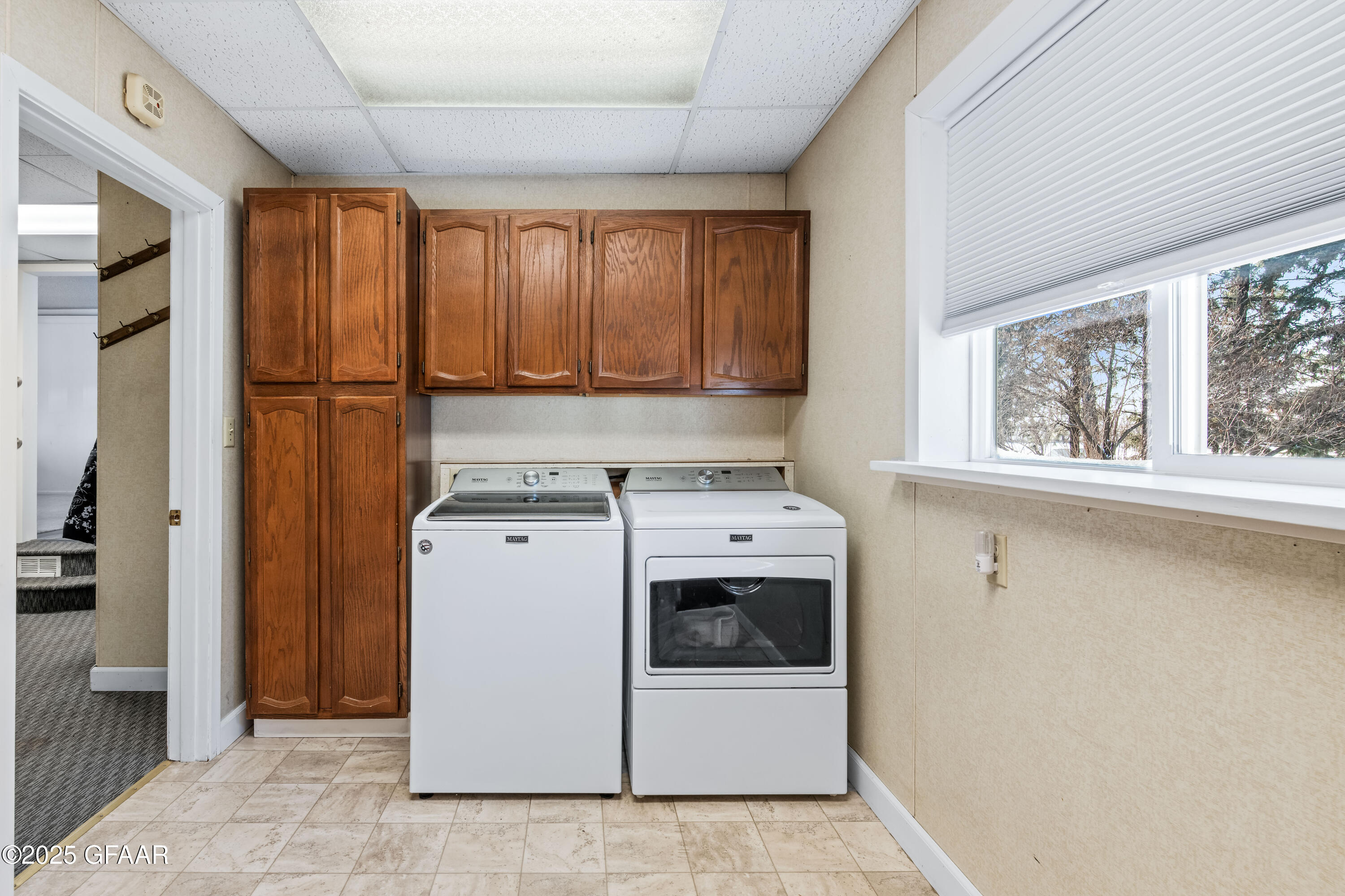 property viewer photo 13
