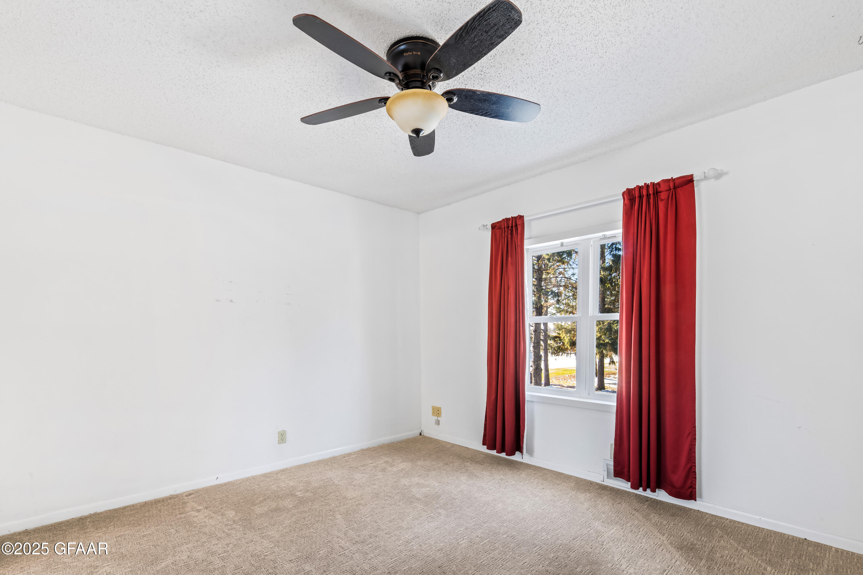 property viewer photo 19